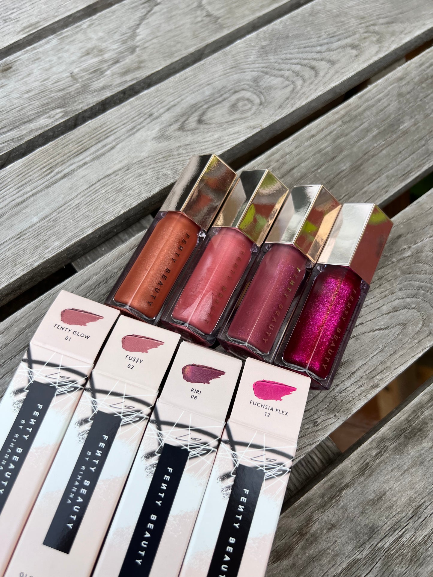Fenty Beauty By Rihanna Gloss Bomb Universal Lip Luminizer