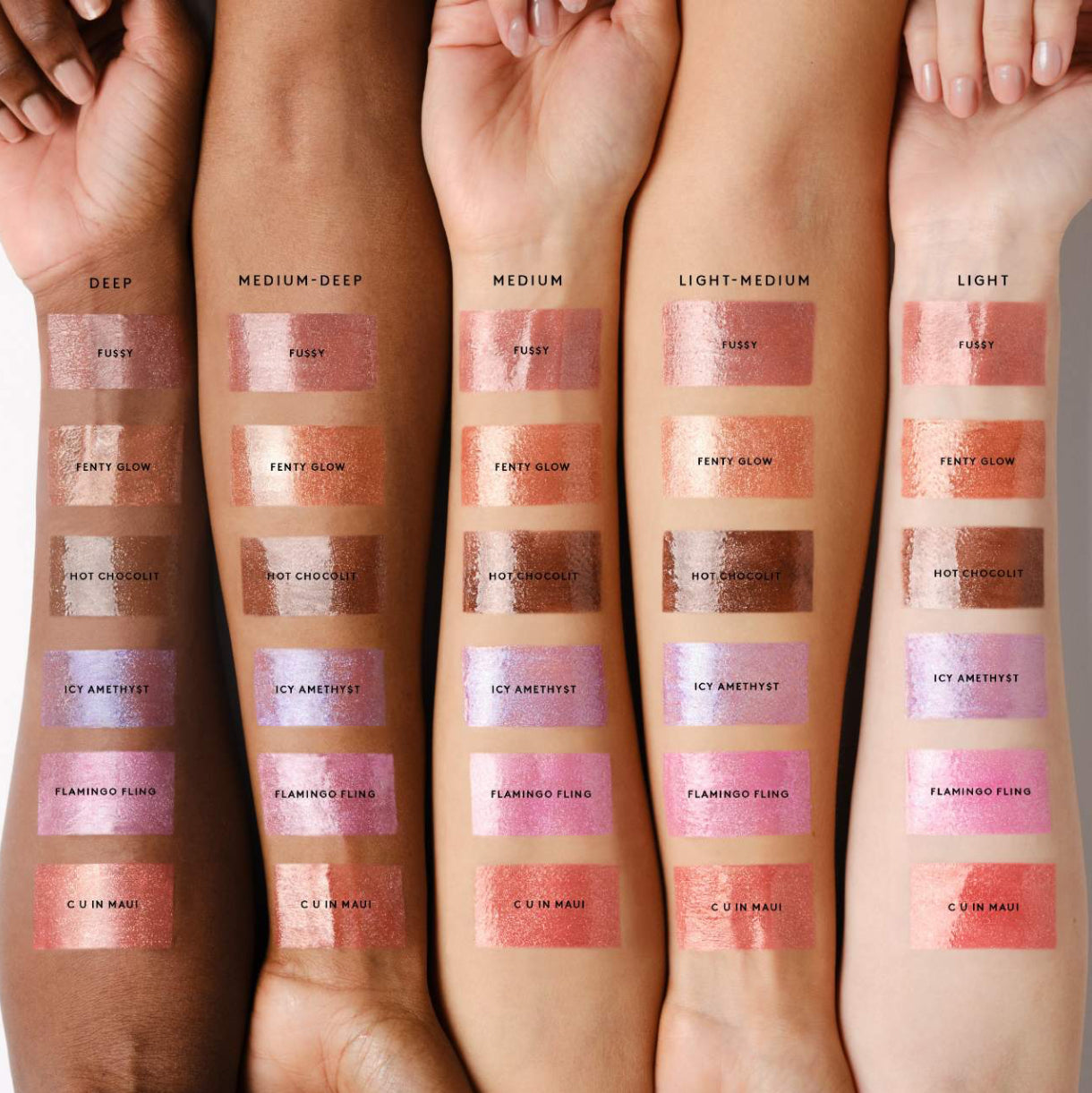 FENTY BEAUTY by Rihanna
Gloss Bomb Stix High-Shimmer Gloss Stick TONO- FENTY GLOW 01