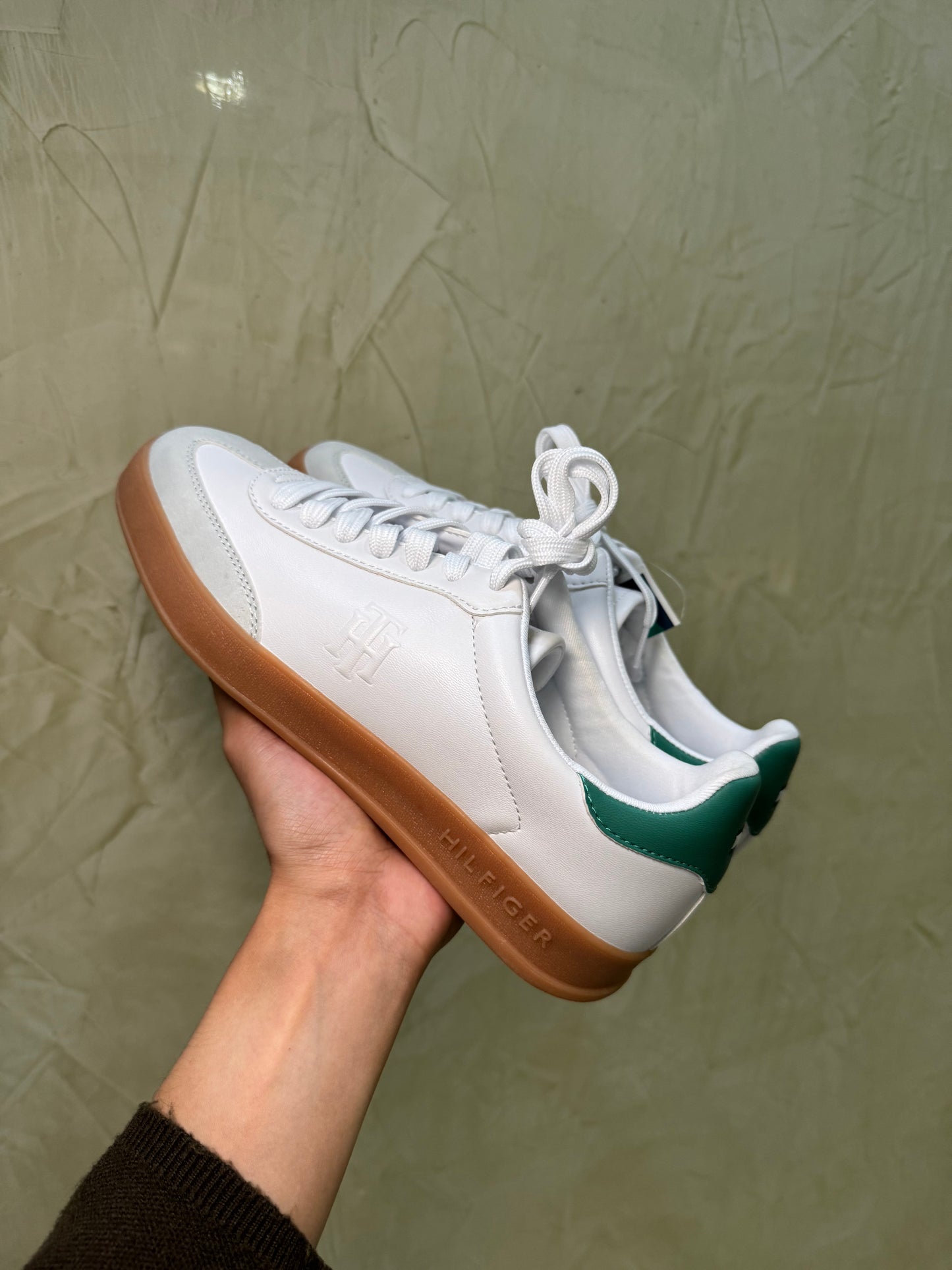 Tenis Tommy Hilfiger Talla 25MX (sin caja)