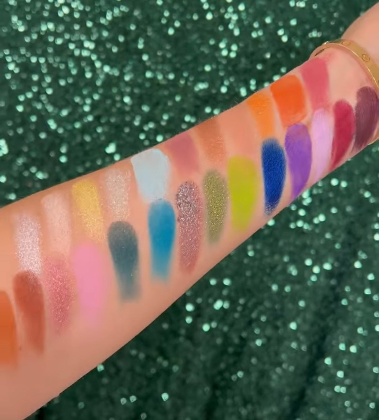 Overdressed Shadow Palette LUIS TORRES X Beauty Creations