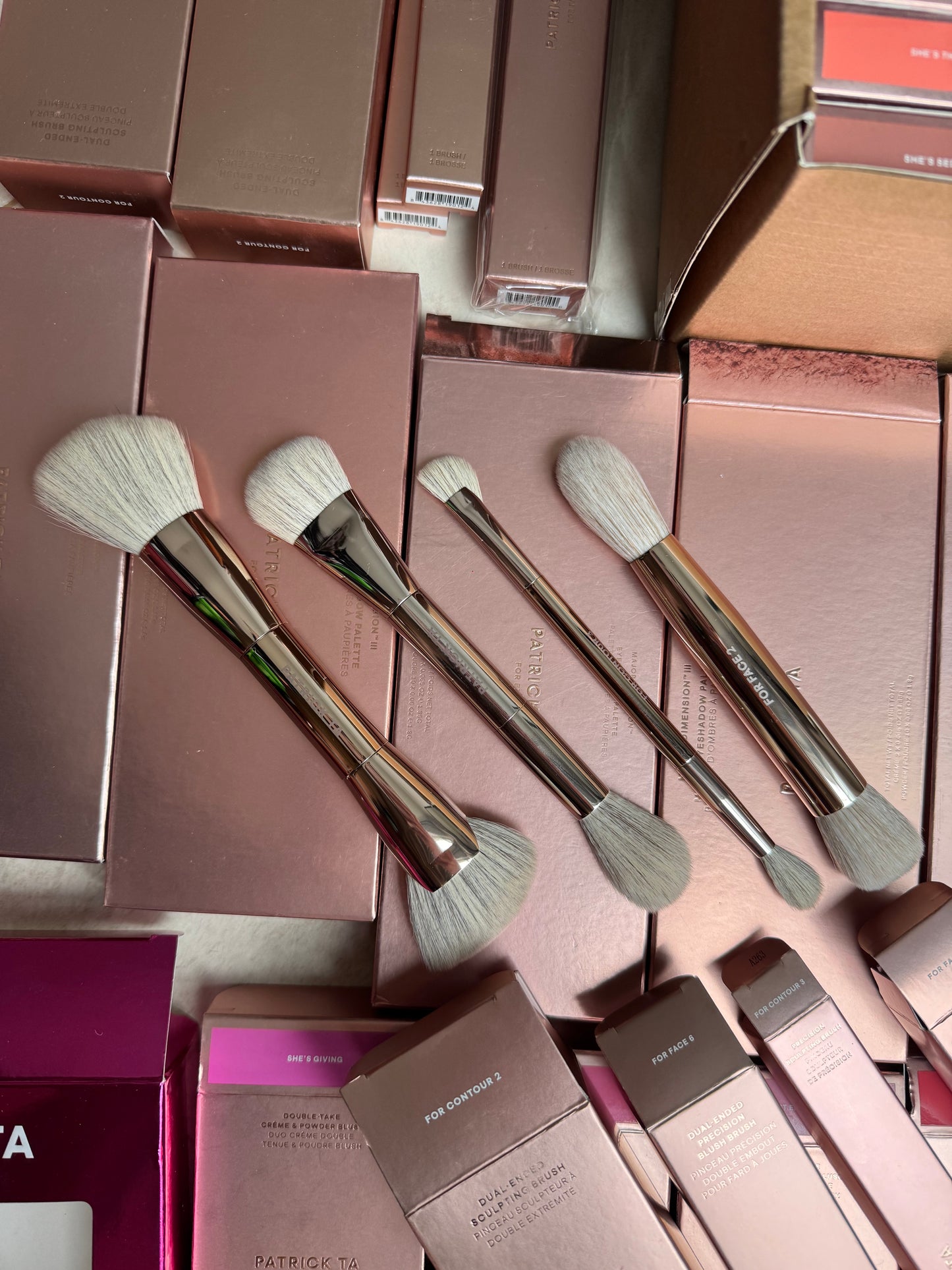 PATRICK TA Dual-Ended Complexion Brush