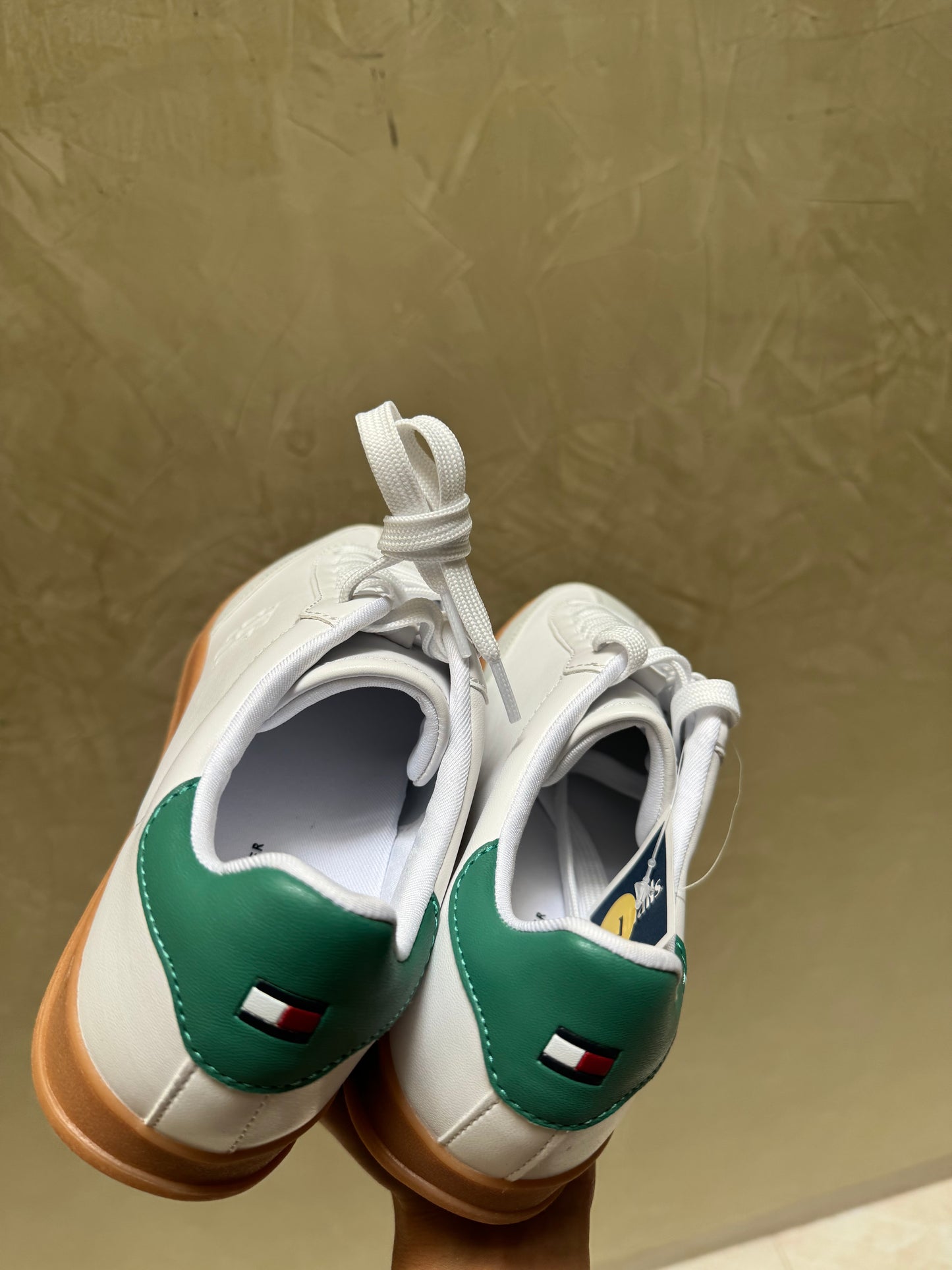 Tenis Tommy Hilfiger Talla 25MX (sin caja)