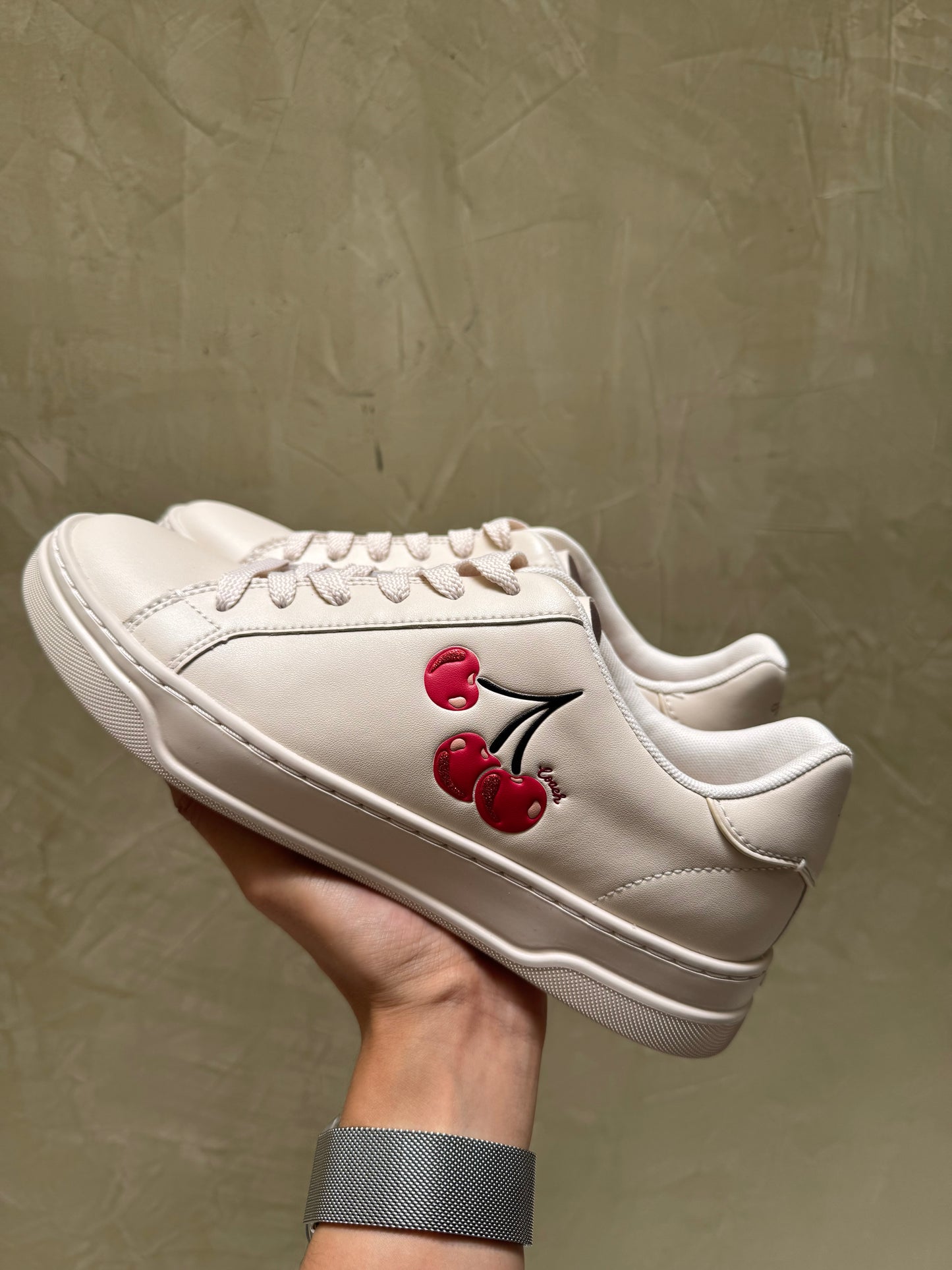 Tenis Coach CHERRY Talla 26mx (sin caja)