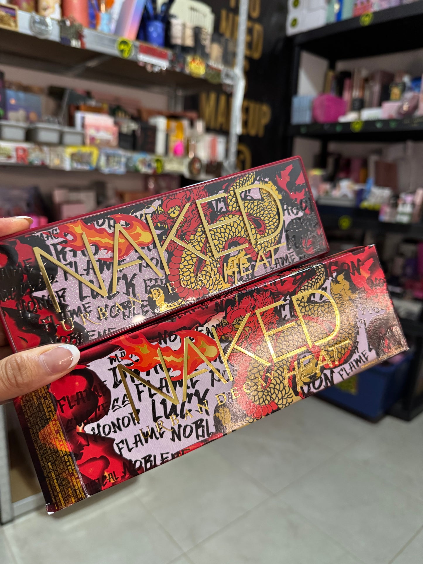 Naked Heat Urban Decay- Empaque edición limitada