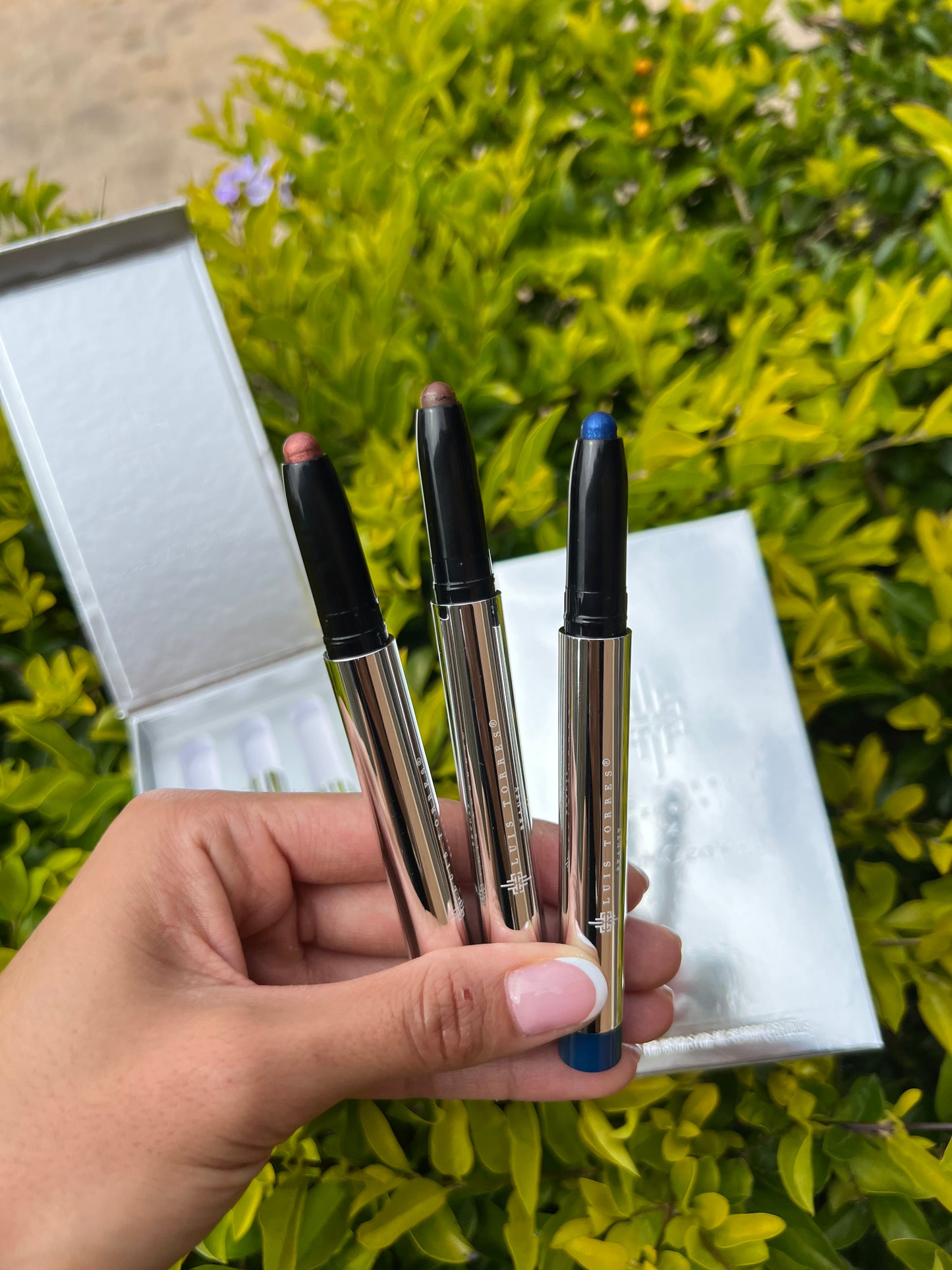 True Treasure Cream Shadow Crayons LUIS TORRES X Beauty Creations