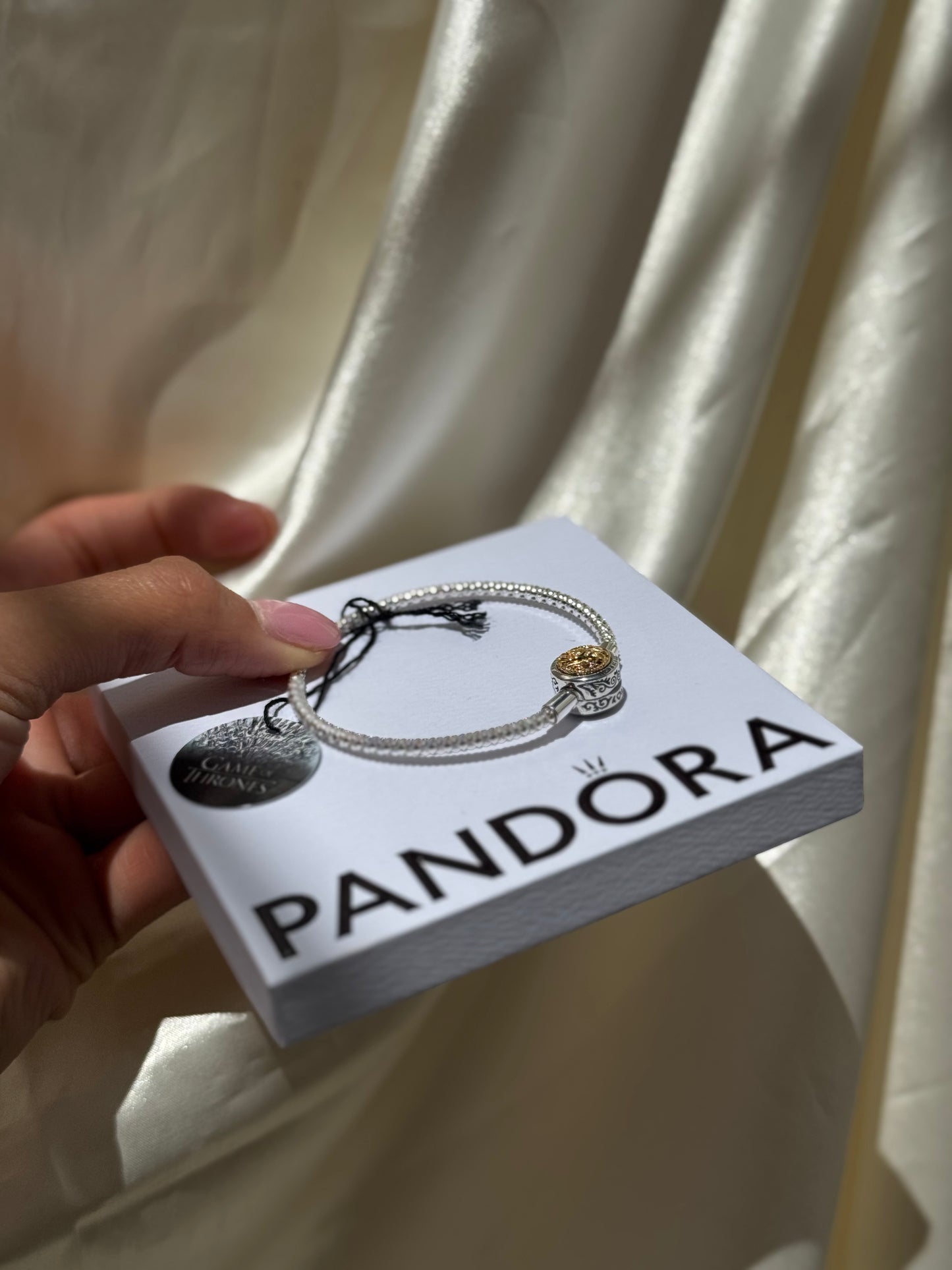 PANDORA Game of Thrones House Sigil Clasp Pandora Moments Studded Chain Bracelet 17cm