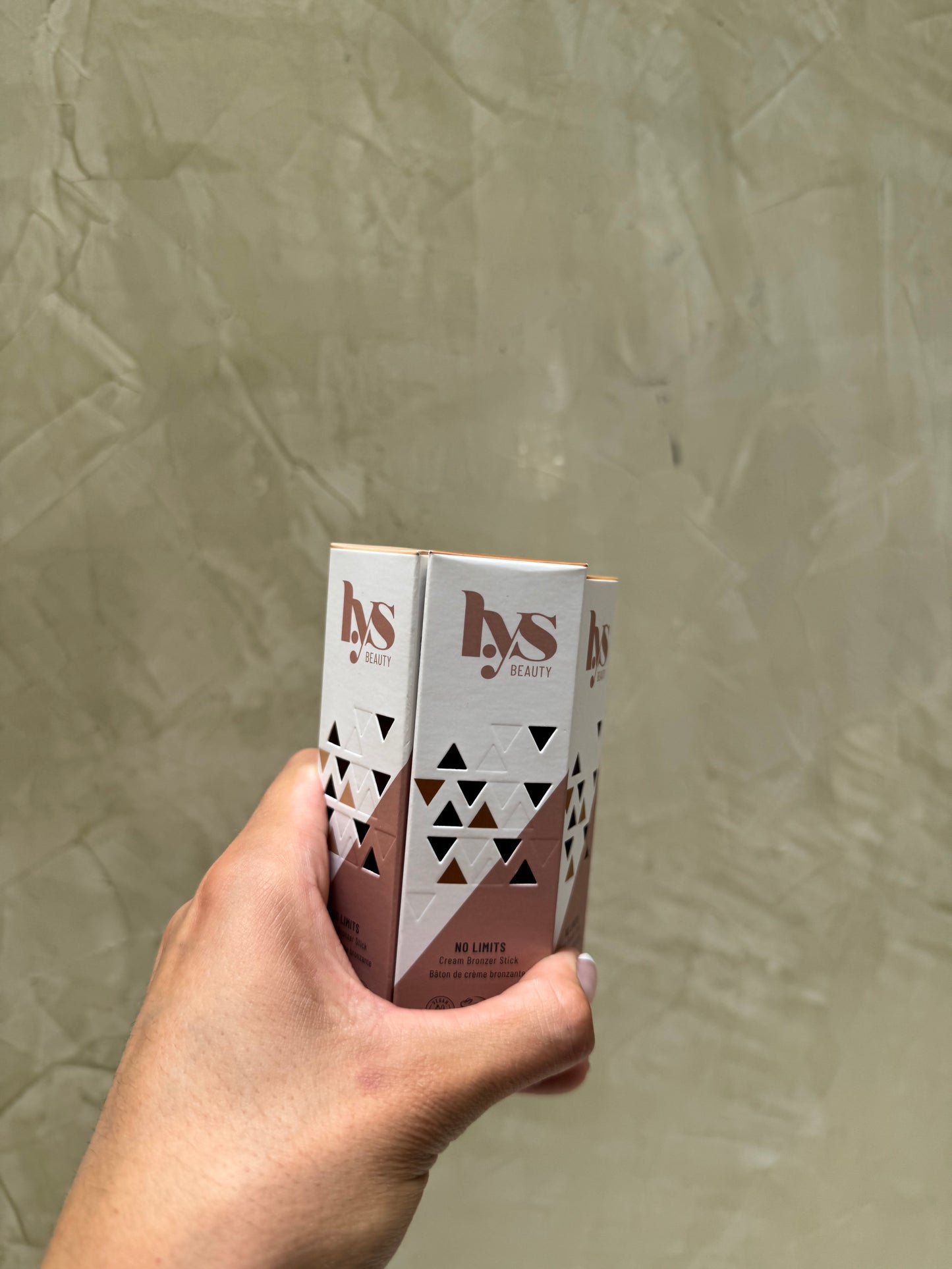 LYS Beauty No Limits Cream Bronzer and Contour Stick