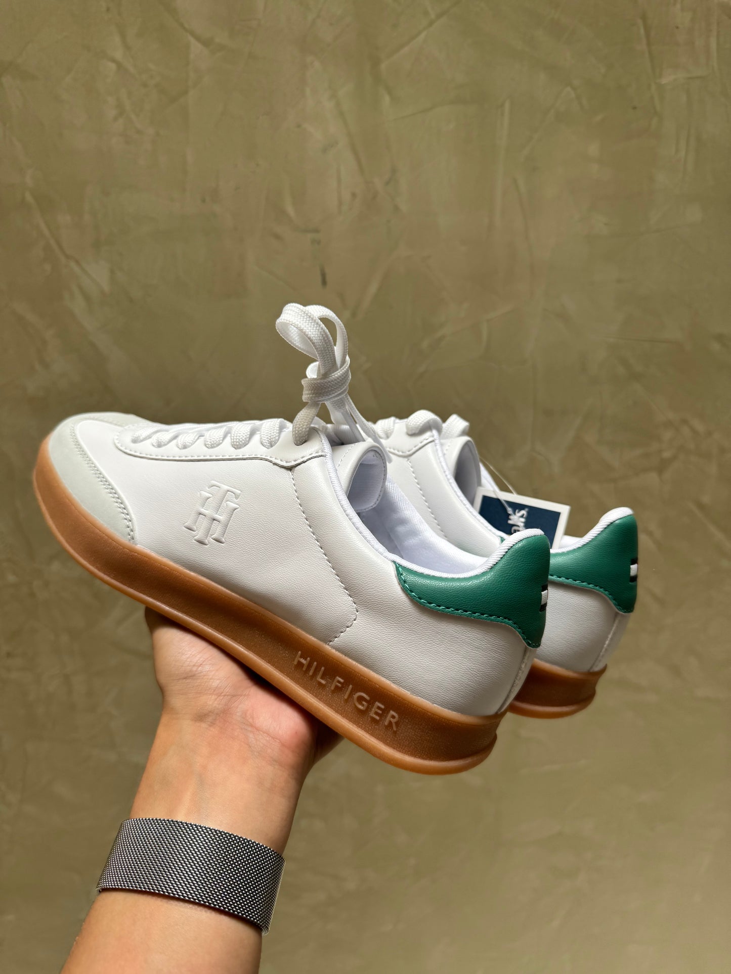 Tenis Tommy Hilfiger Talla 25MX (sin caja)