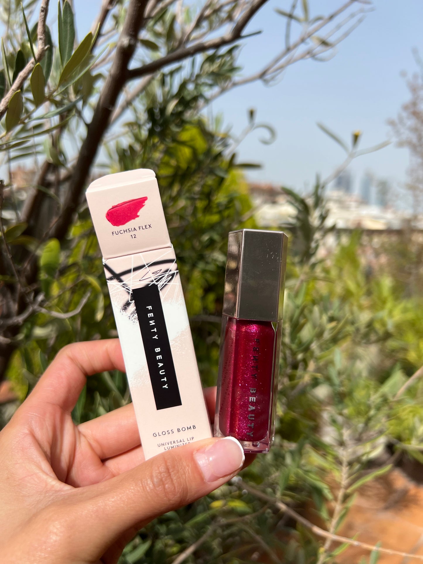 Fenty Beauty By Rihanna Gloss Bomb Universal Lip Luminizer