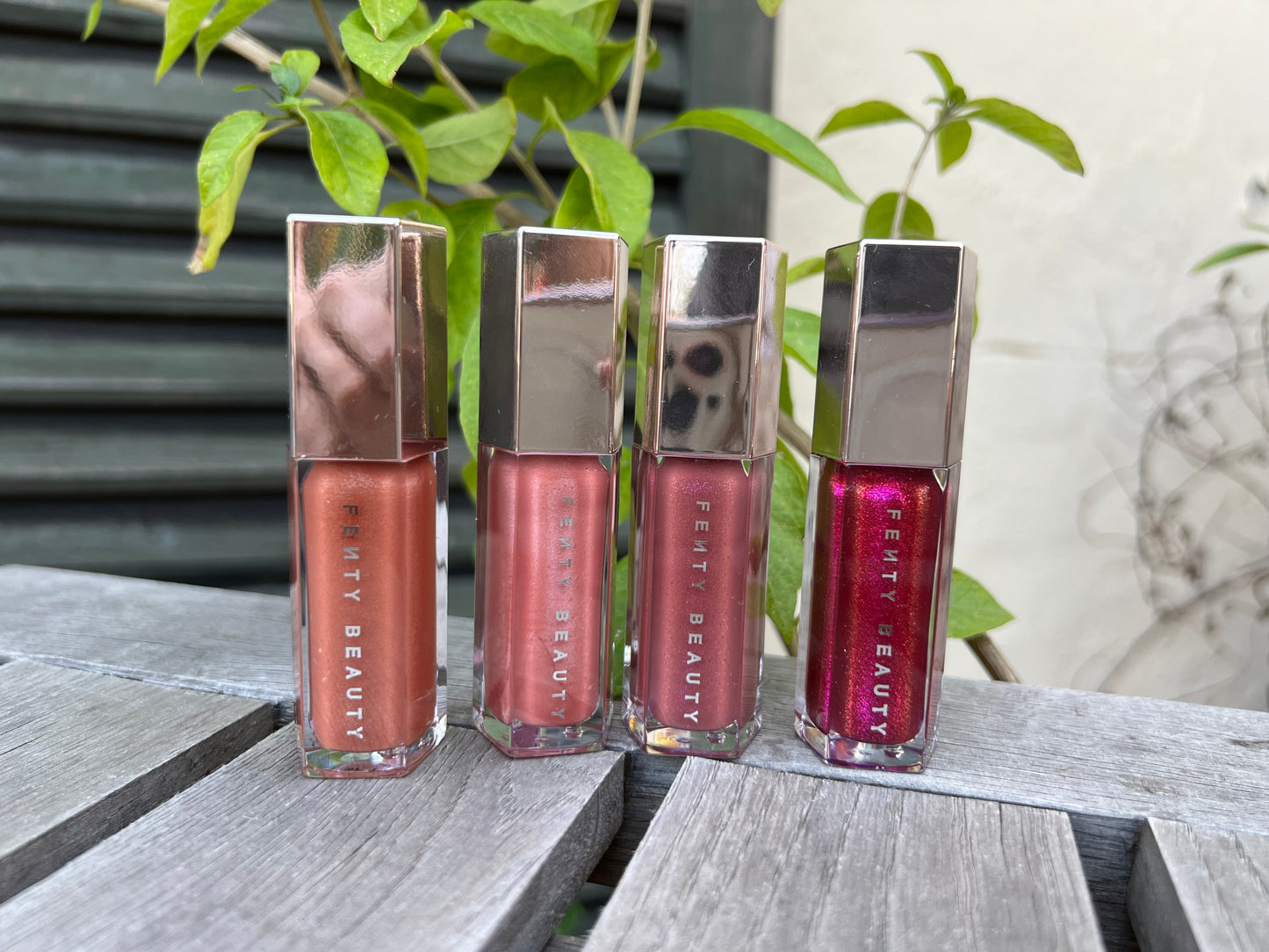 Fenty Beauty By Rihanna Gloss Bomb Universal Lip Luminizer