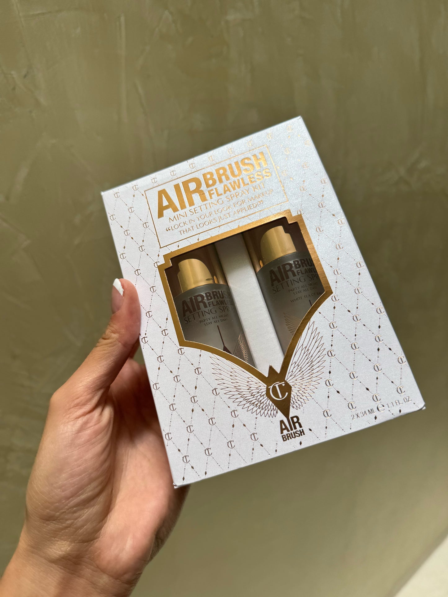 Charlotte Tilbury- Mini Airbrush Flawless Setting Spray Duo Set