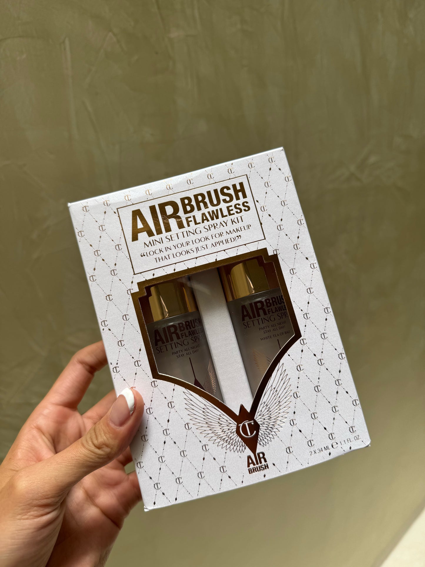 Charlotte Tilbury- Mini Airbrush Flawless Setting Spray Duo Set