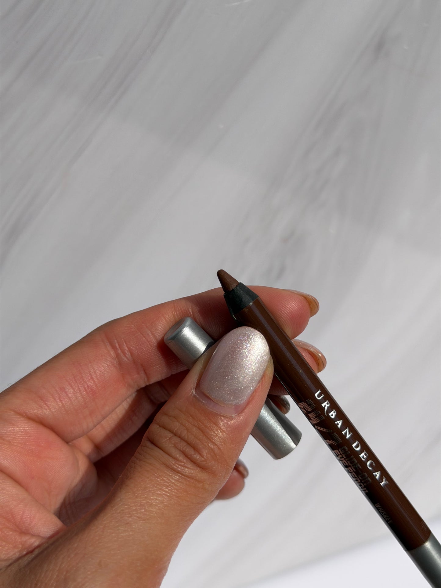 Mini Glide- On Eye Pencil Urban Decay 24/7 Tono- WHISKEY
