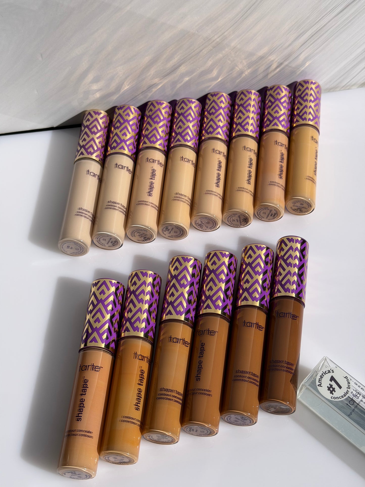 Shape Tape Corrector Tarte