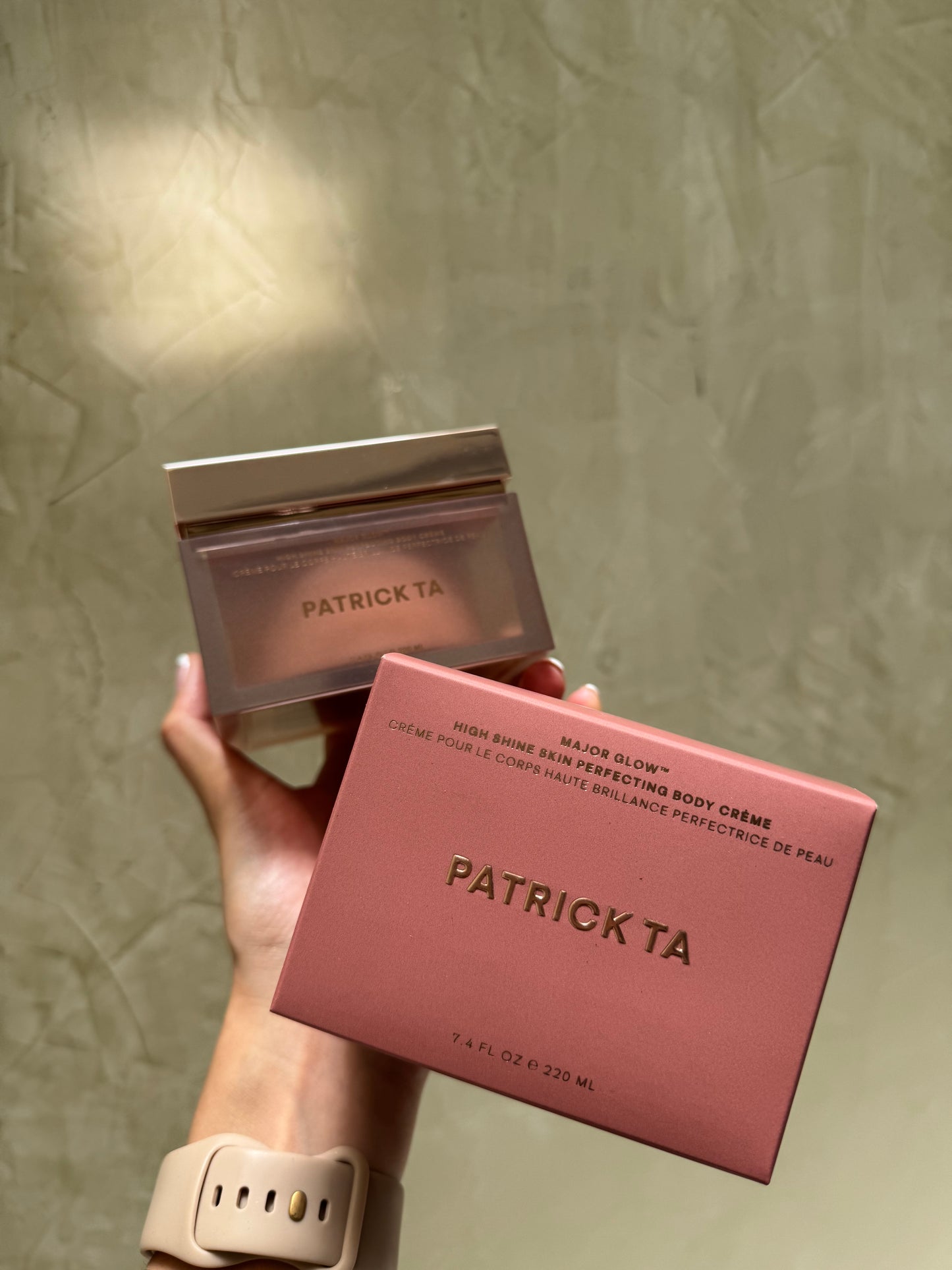 PATRICK TA Major Glow High Shine Skin Perfecting Body Crème - 220ml