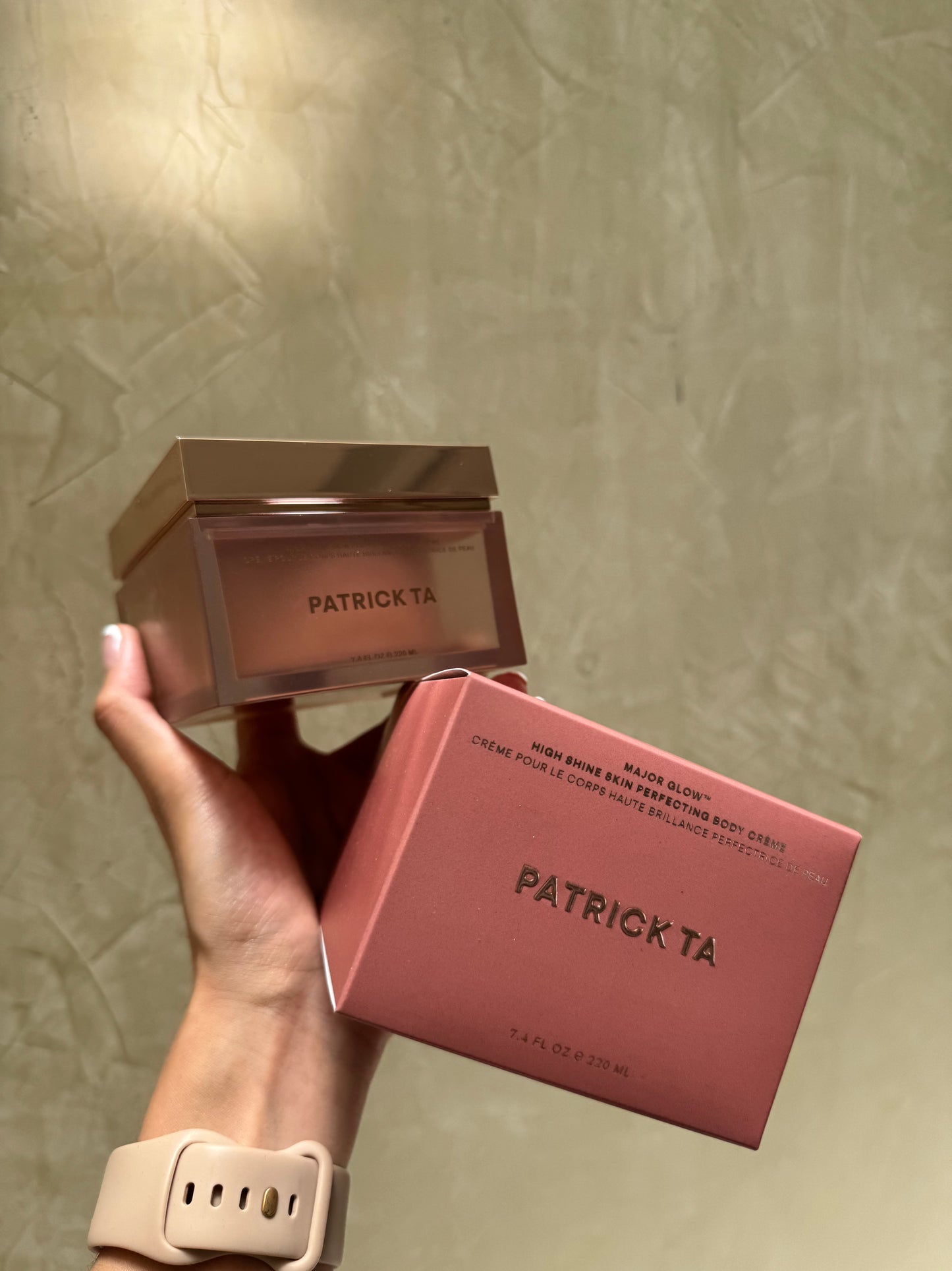PATRICK TA Major Glow High Shine Skin Perfecting Body Crème - 220ml