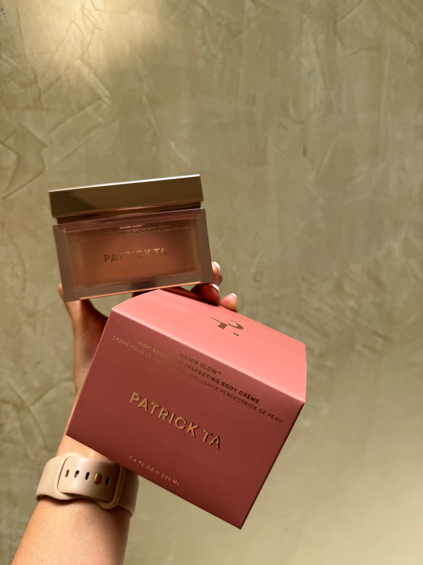 PATRICK TA Major Glow High Shine Skin Perfecting Body Crème - 220ml