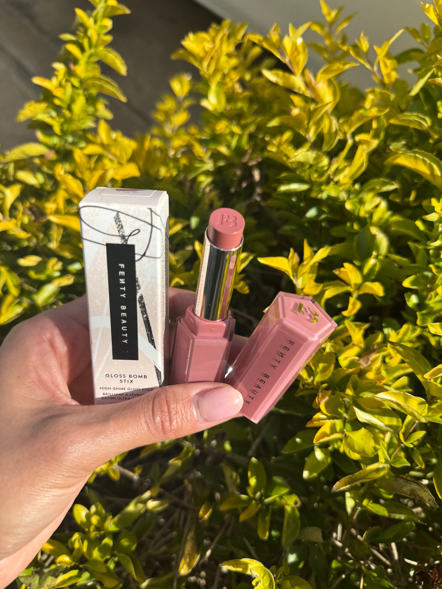 Gloss Bomb Stix High-Shine Gloss Stick- FENTY BEAUTY - Is It Fu$$y