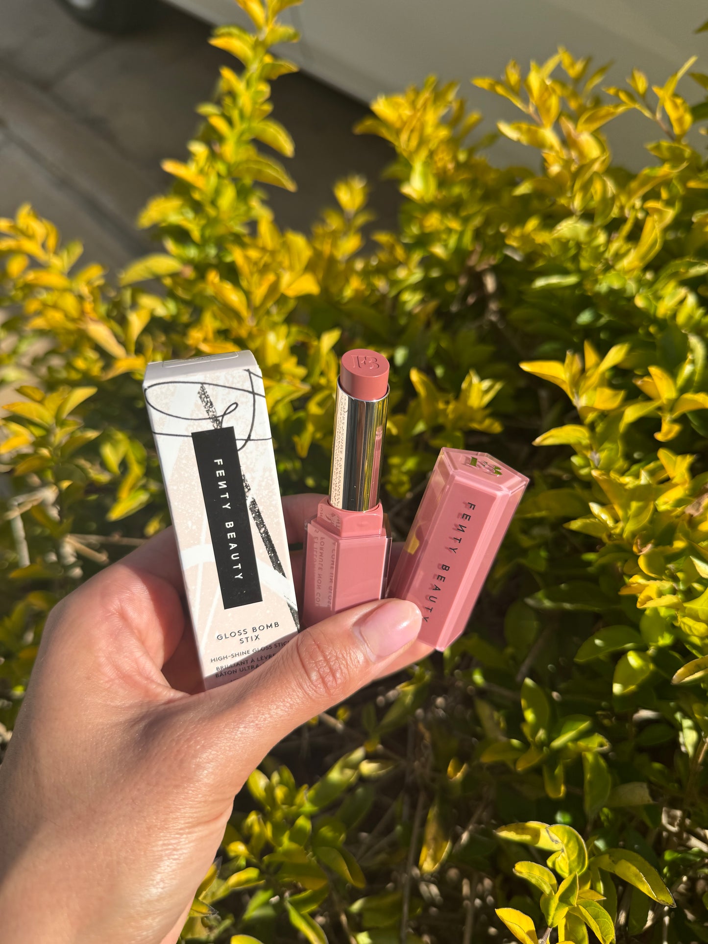 Gloss Bomb Stix High-Shine Gloss Stick- FENTY BEAUTY - Is It Fu$$y