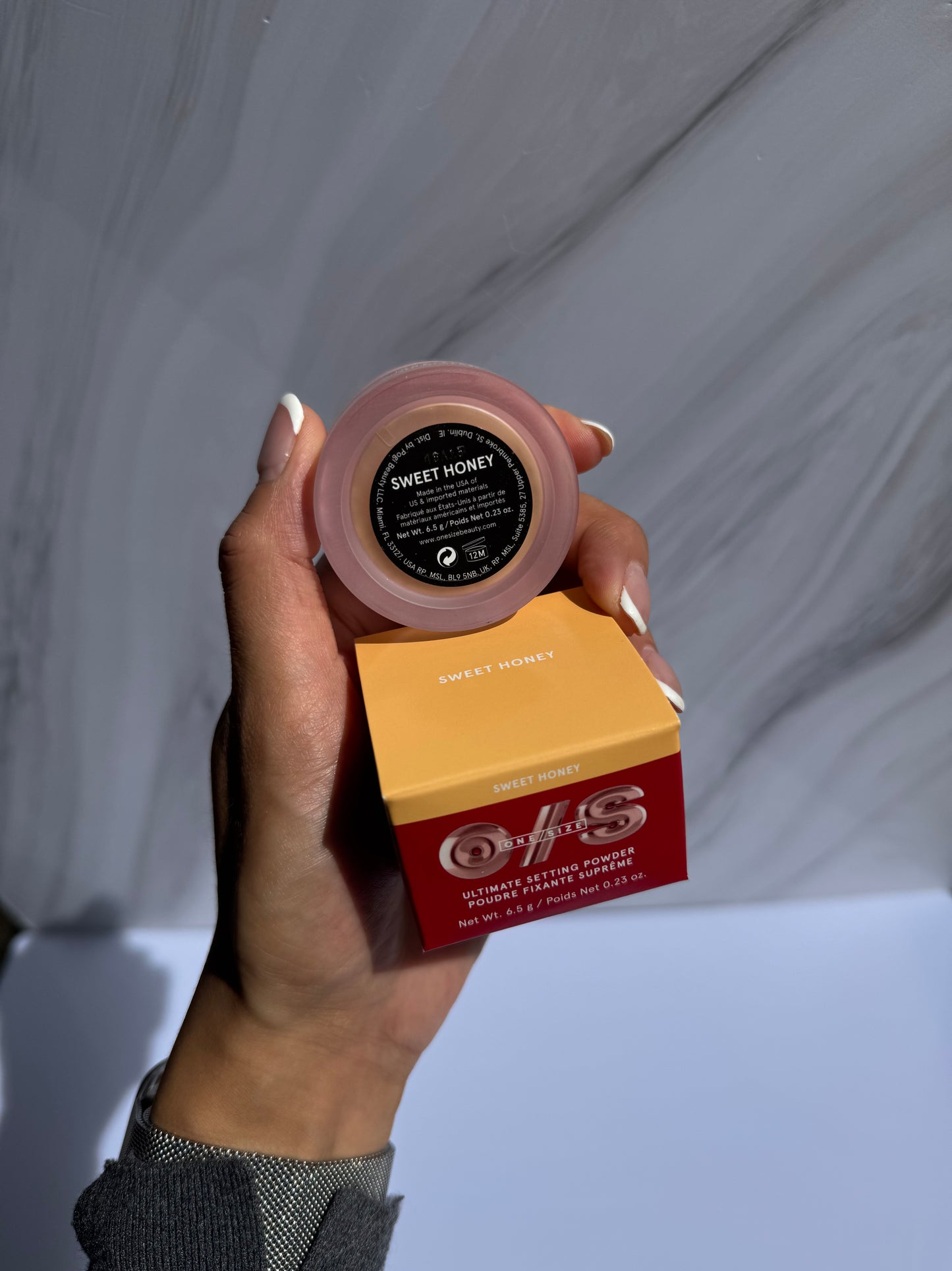 MIN- ONE/SIZE by Patrick Starrr Ultimate Blurring Setting Powder- SWEET HONEY
