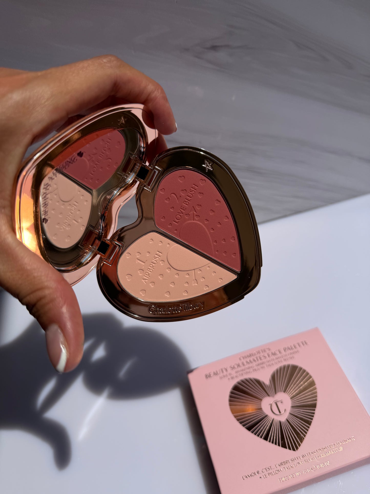 Charlotte Tilbury- Pillow Talk Beauty Soulmates Airbrush Flawless Finish Brightening and Blush Powder Palette - FLAWLESS ROSEWOOD