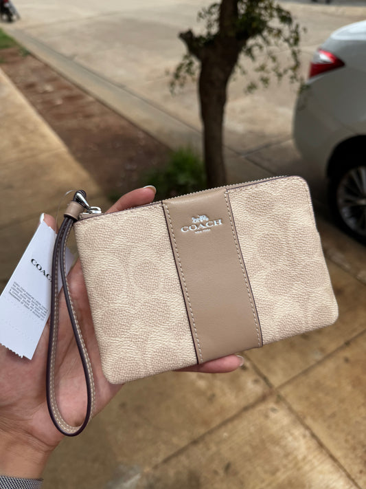 Muñequera Coach In Signature Canvas chica de un cierre Beige Franja Beige