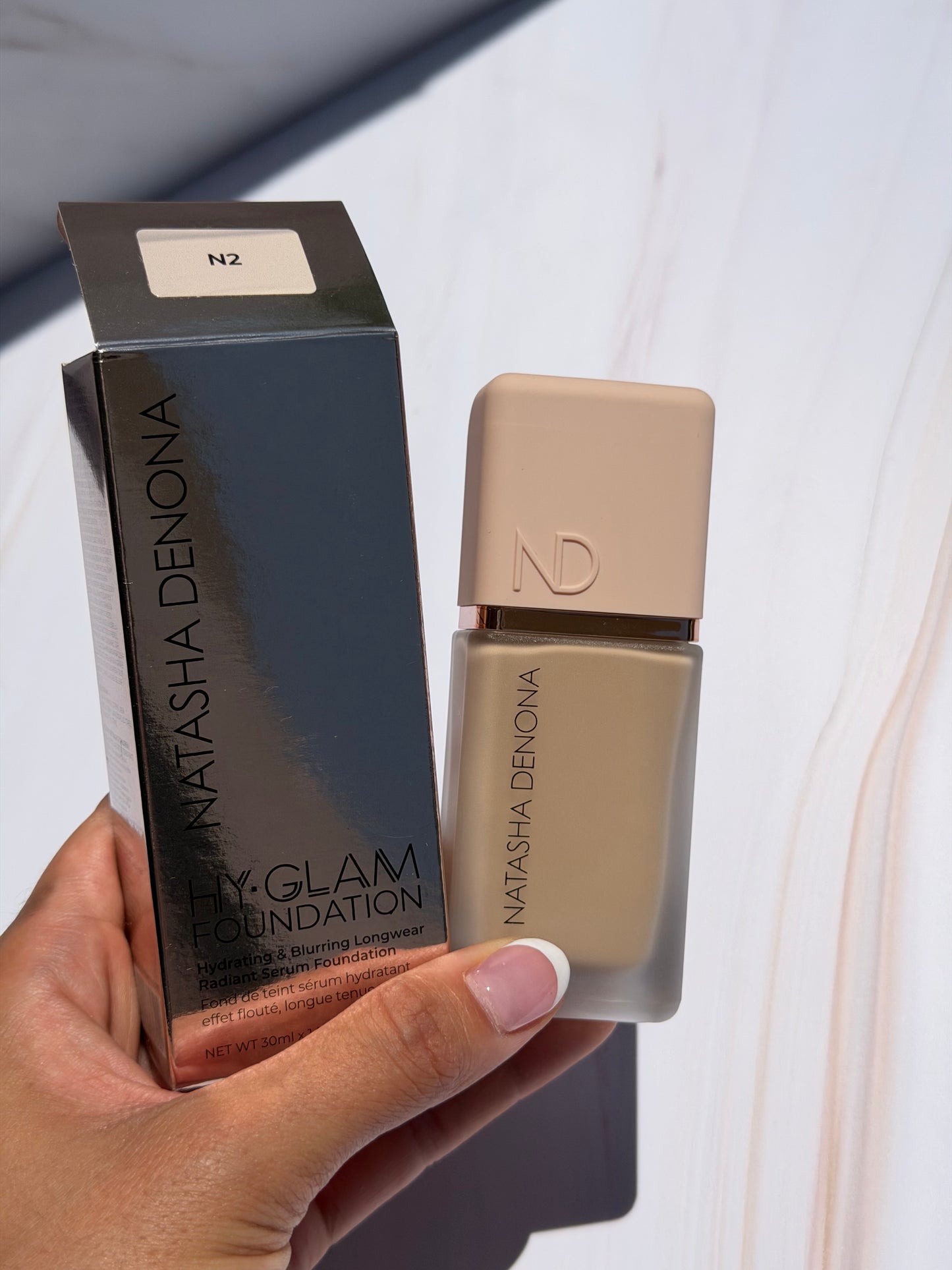 NATASHA DENONA - Hy-Glam Foundation Hydrating & Blurring Luminous Longwear Serum Foundation