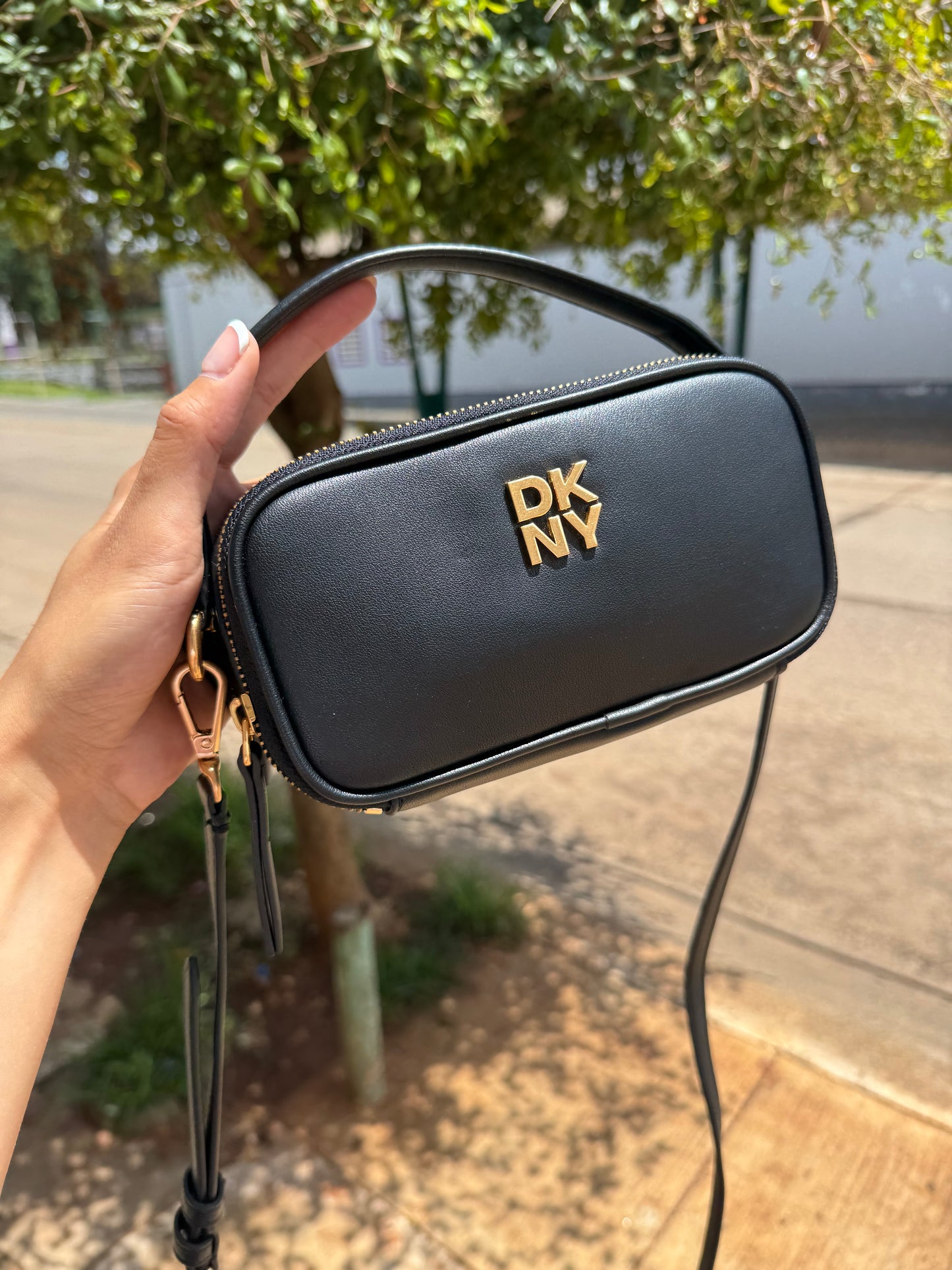 Crossbody DKNY Negra