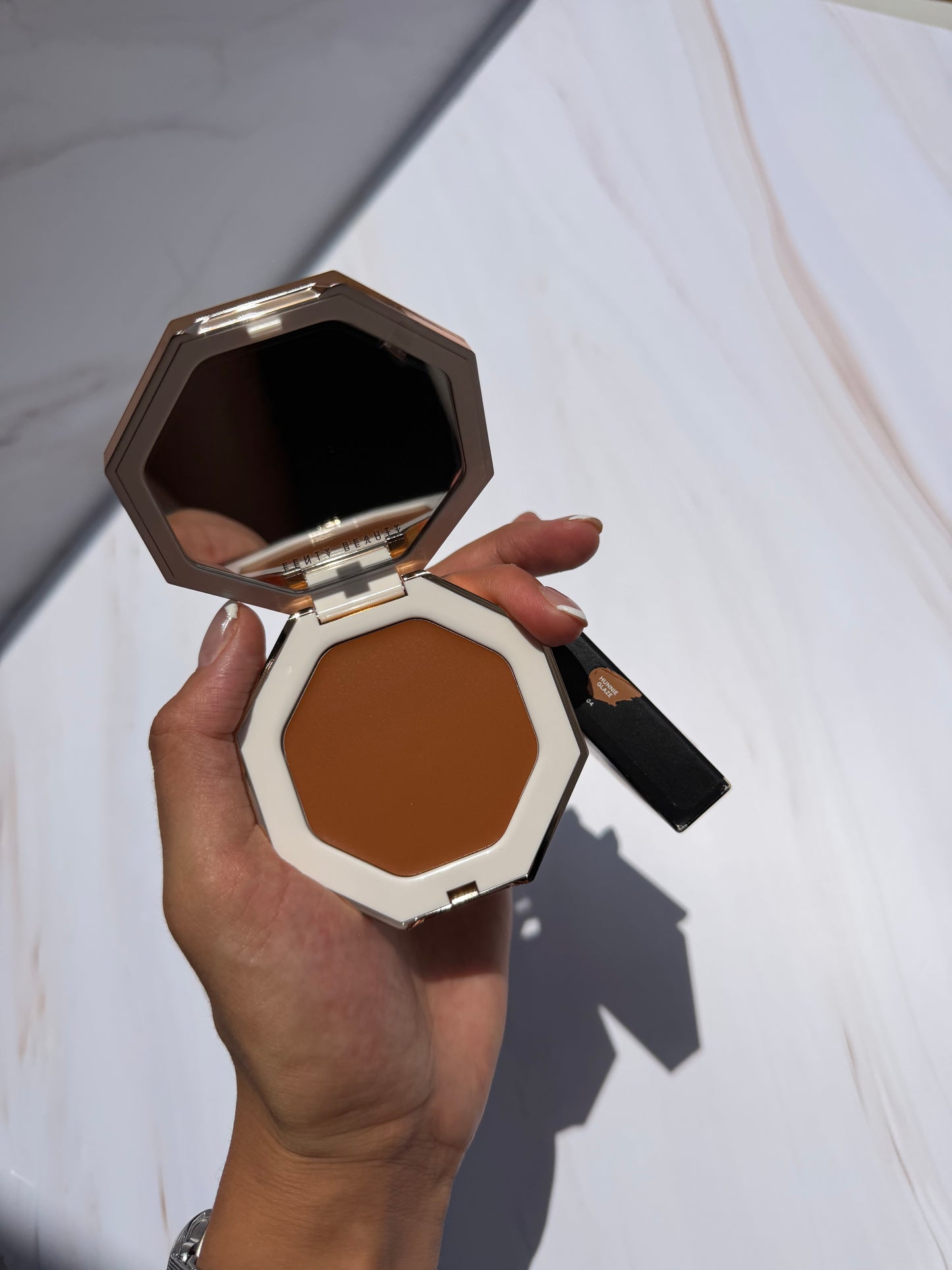 FENTY BEAUTY by Rihanna Cheeks Out Freestyle Cream Bronzer