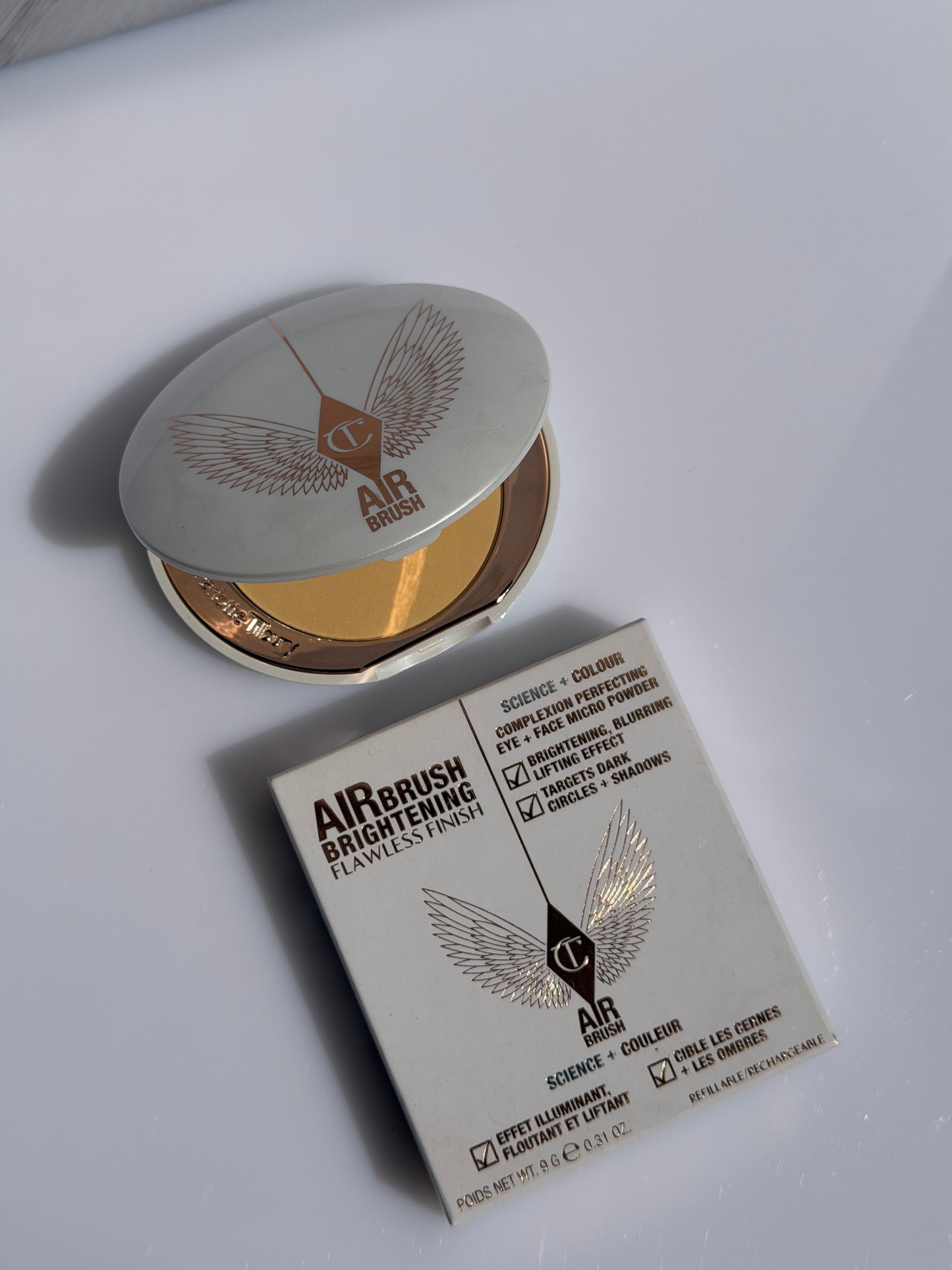 Charlotte Tilbury Refillable Airbrush Flawless Finish Brightening Powder- TAN /DEEP