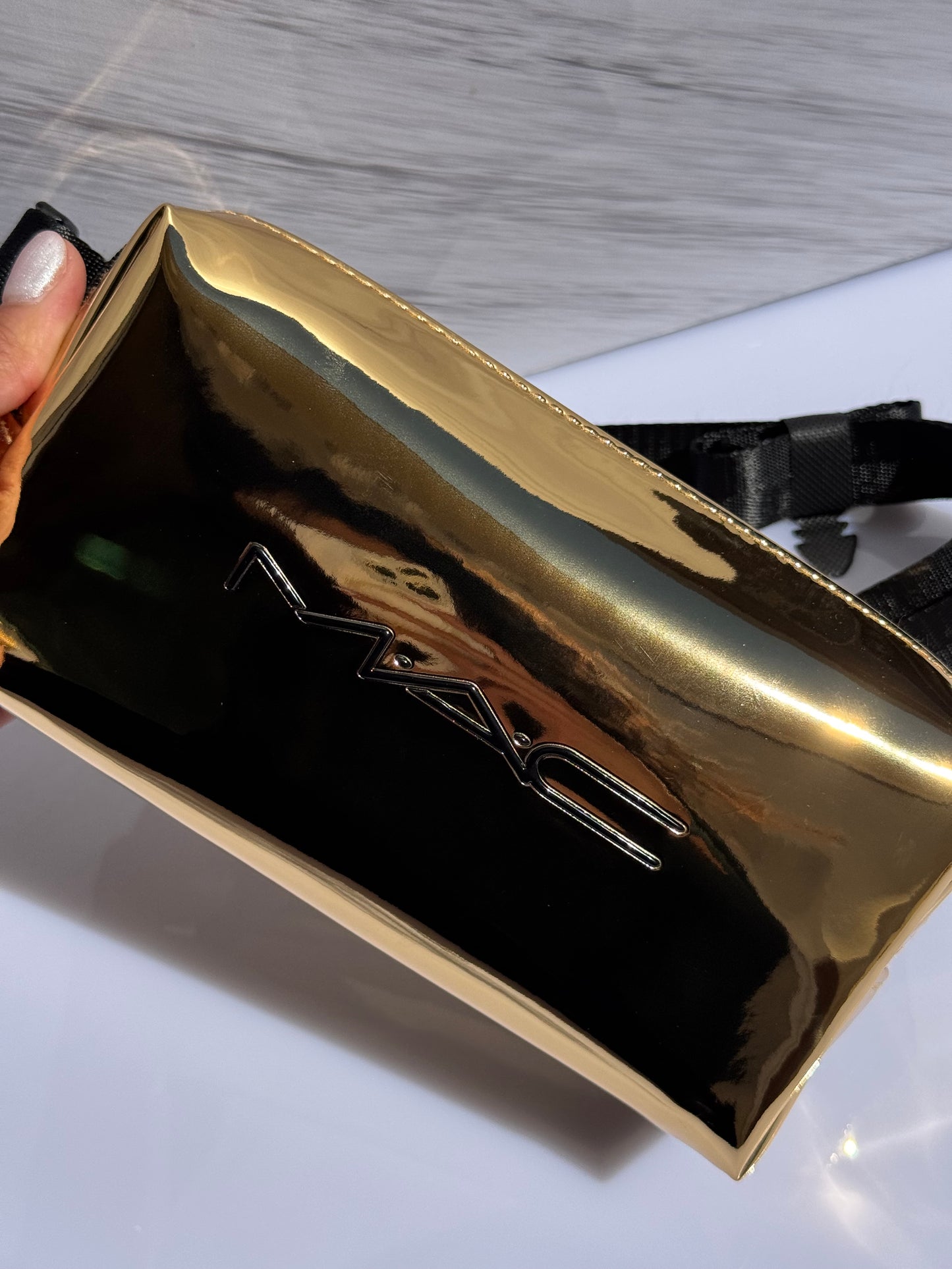 Cangurera MAC Dorada