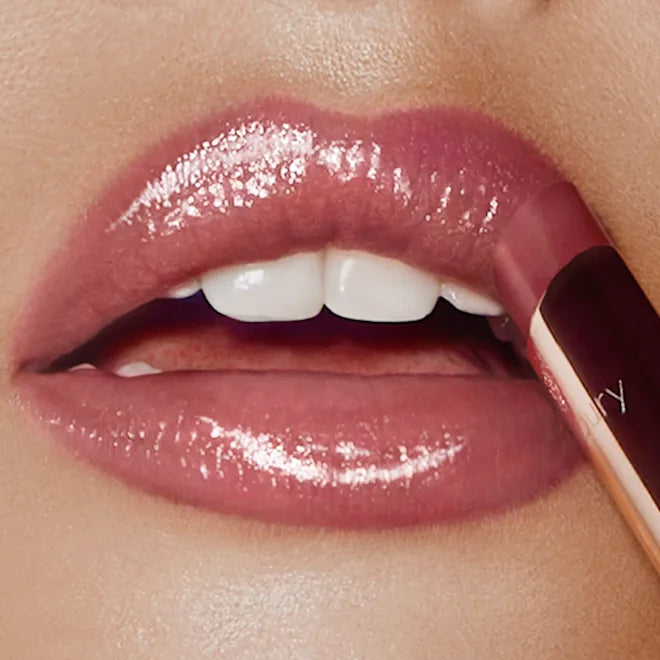 CHARLOTTE TILBURY-SUPERSTAR LIPS
TONO-PILLOW TALK