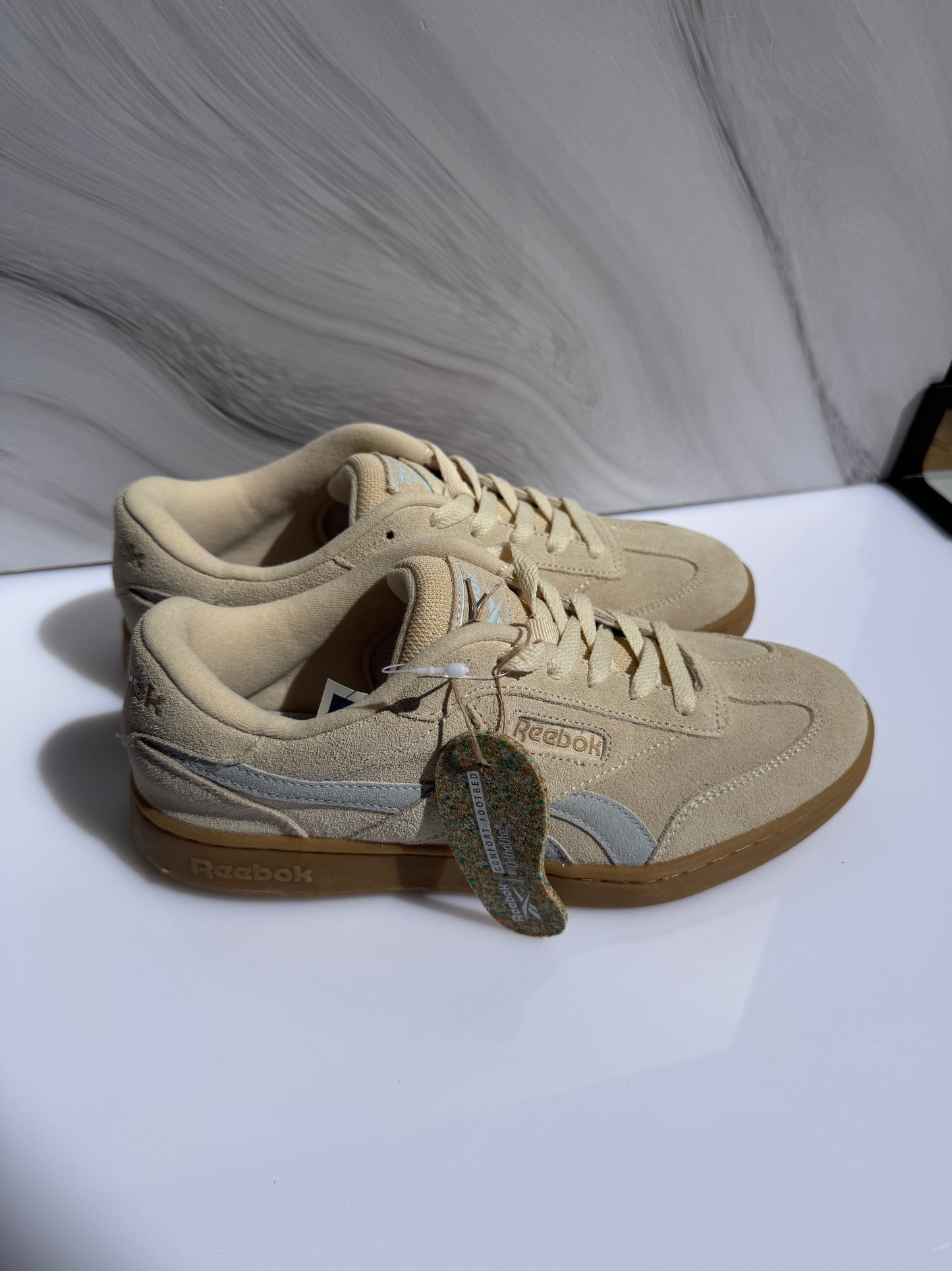 Tenis Reebok 25MX Beige con Azul