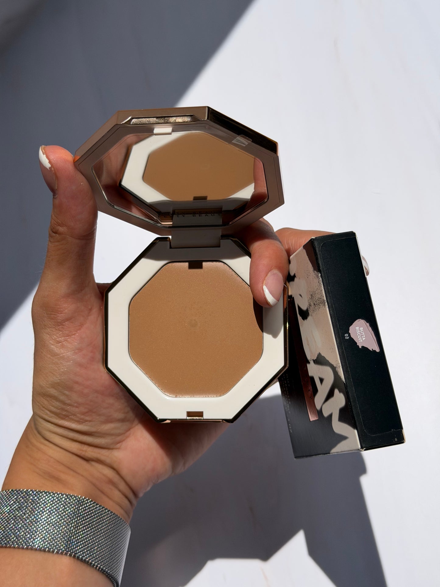 FENTY BEAUTY by Rihanna Cheeks Out Freestyle Cream Bronzer