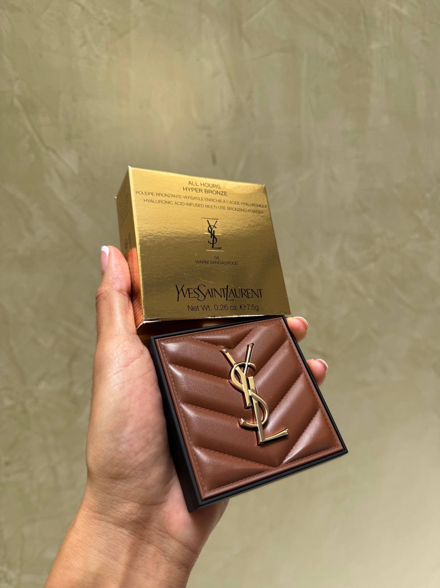 Yves Saint Laurent All Hours 24H Hyper Sunkissed Glow Bronzer TONO-04 Warm Sandalwood