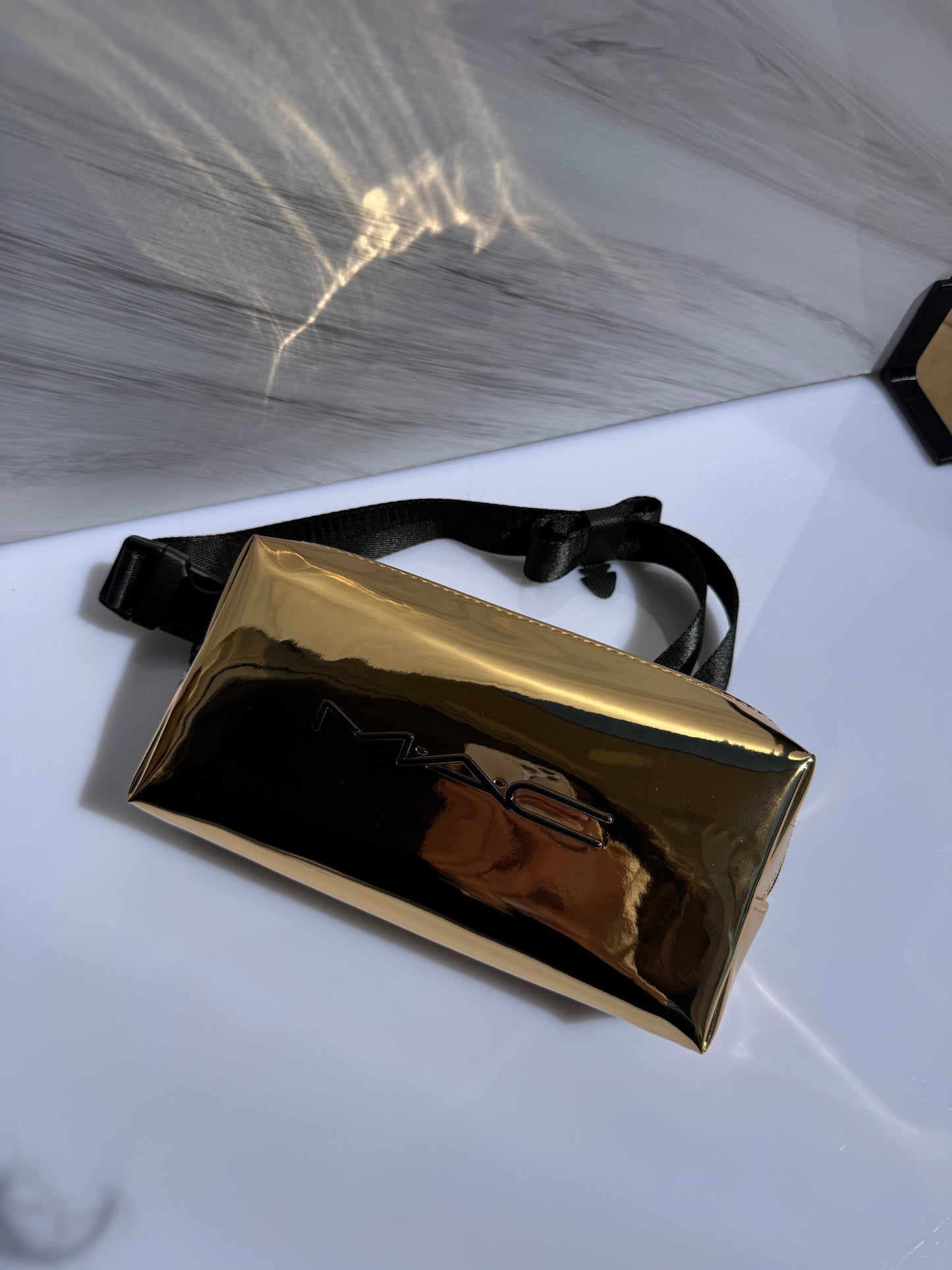 Cangurera MAC Dorada