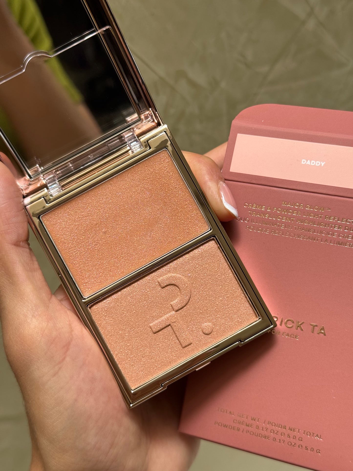 PATRICK TA Major Glow Crème & Powder Light Reflecting Translucent Highlighter Duo DADDY