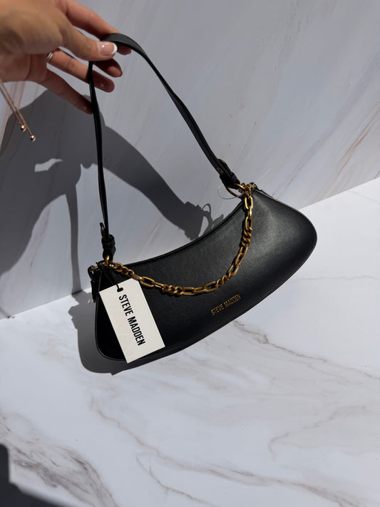 Hand Bag Steve Madden Negra con Cadena
