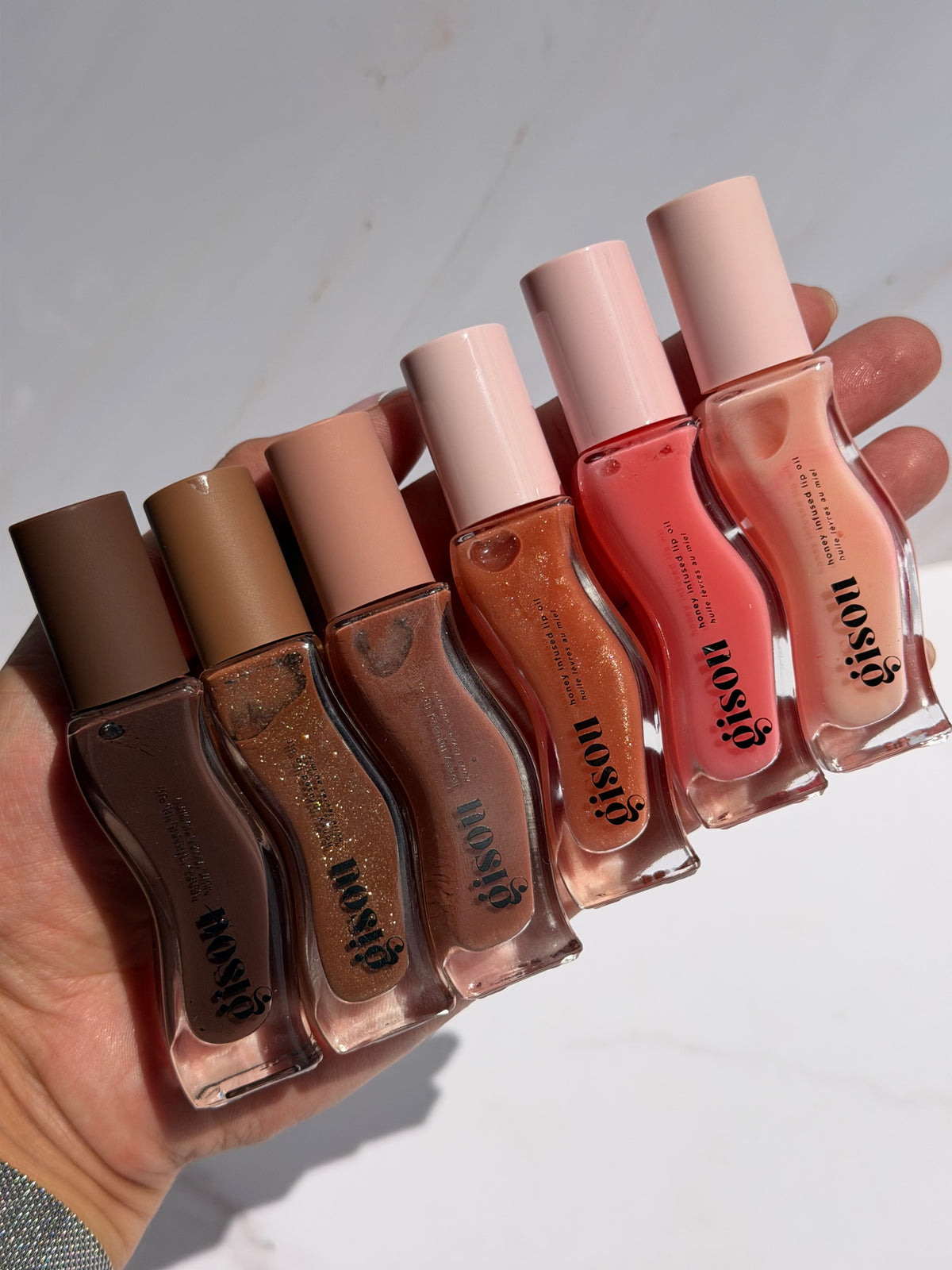 Honey Infused Hydrating Lip Oil Gisou