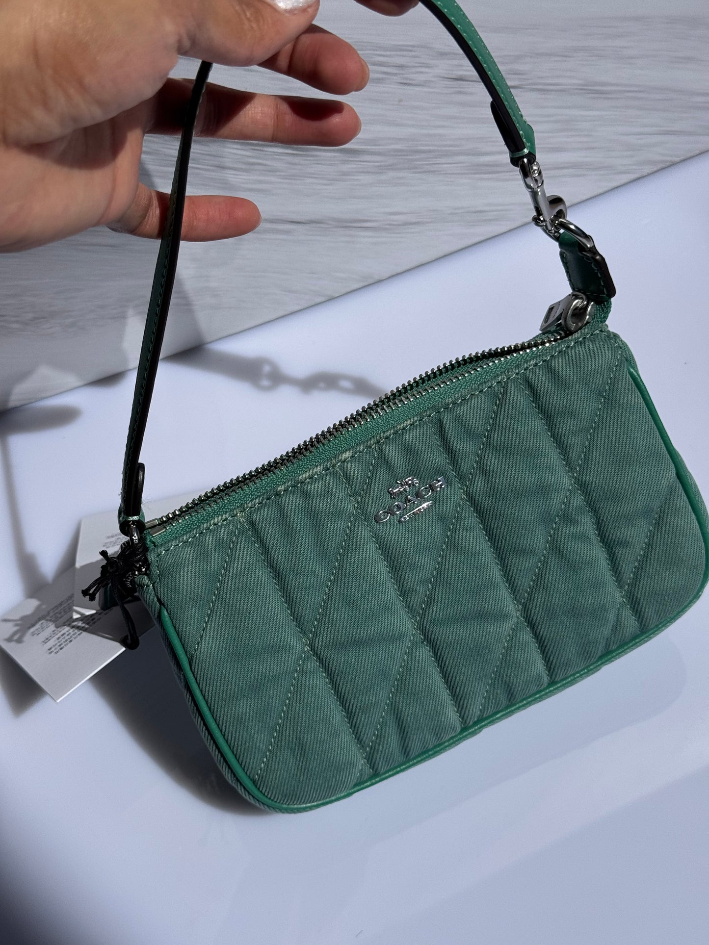 Nolita 19 Denim Verde COACH
