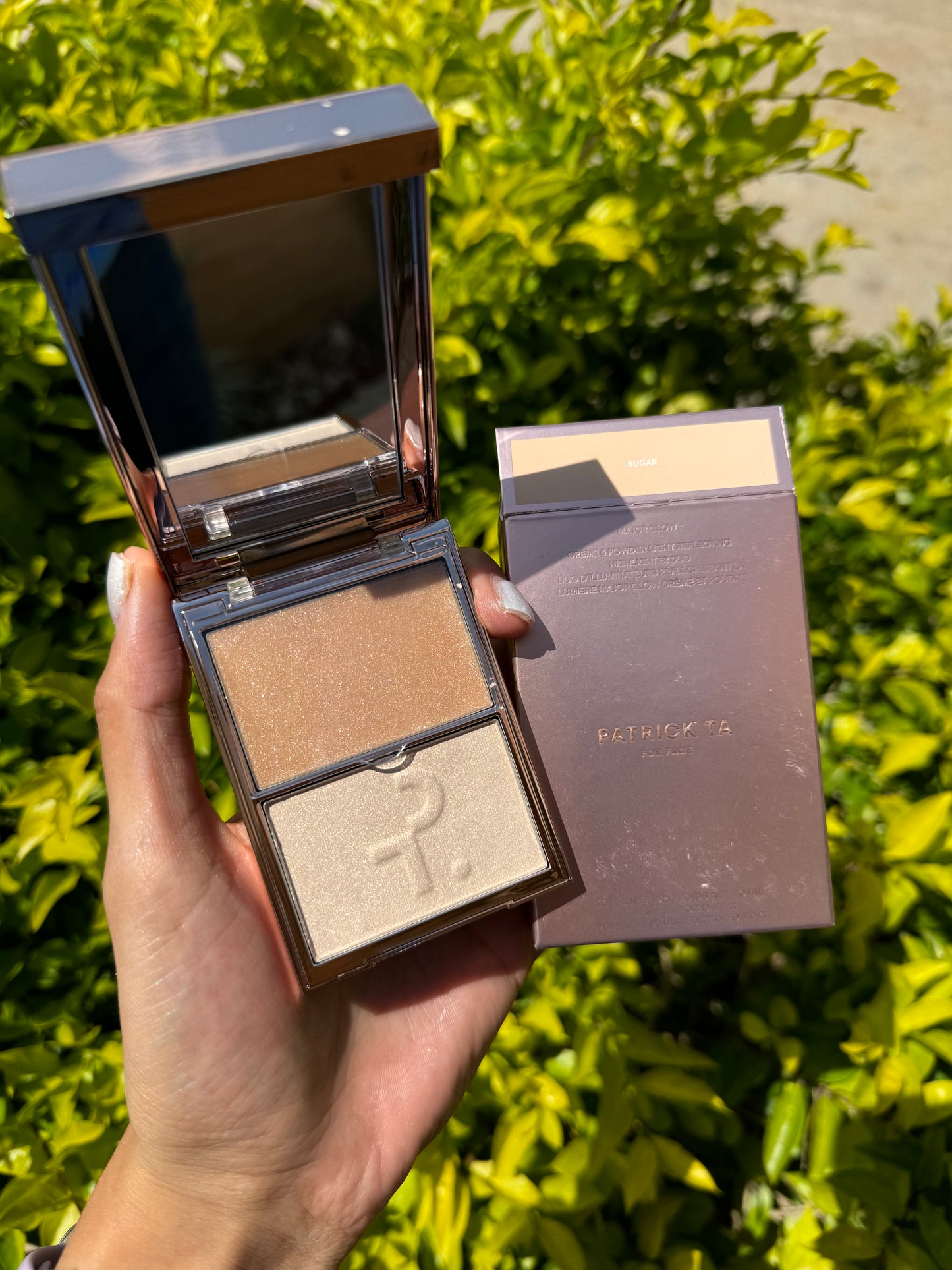 PATRICK TA Major Glow Crème & Powder Light Reflecting Translucent Highlighter Duo SUGAR