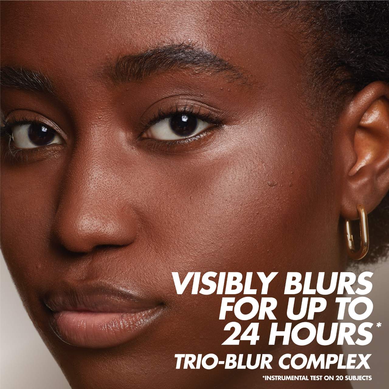 MAKE UP FOR EVER HD Skin Matte Velvet Blurring Powder Foundation