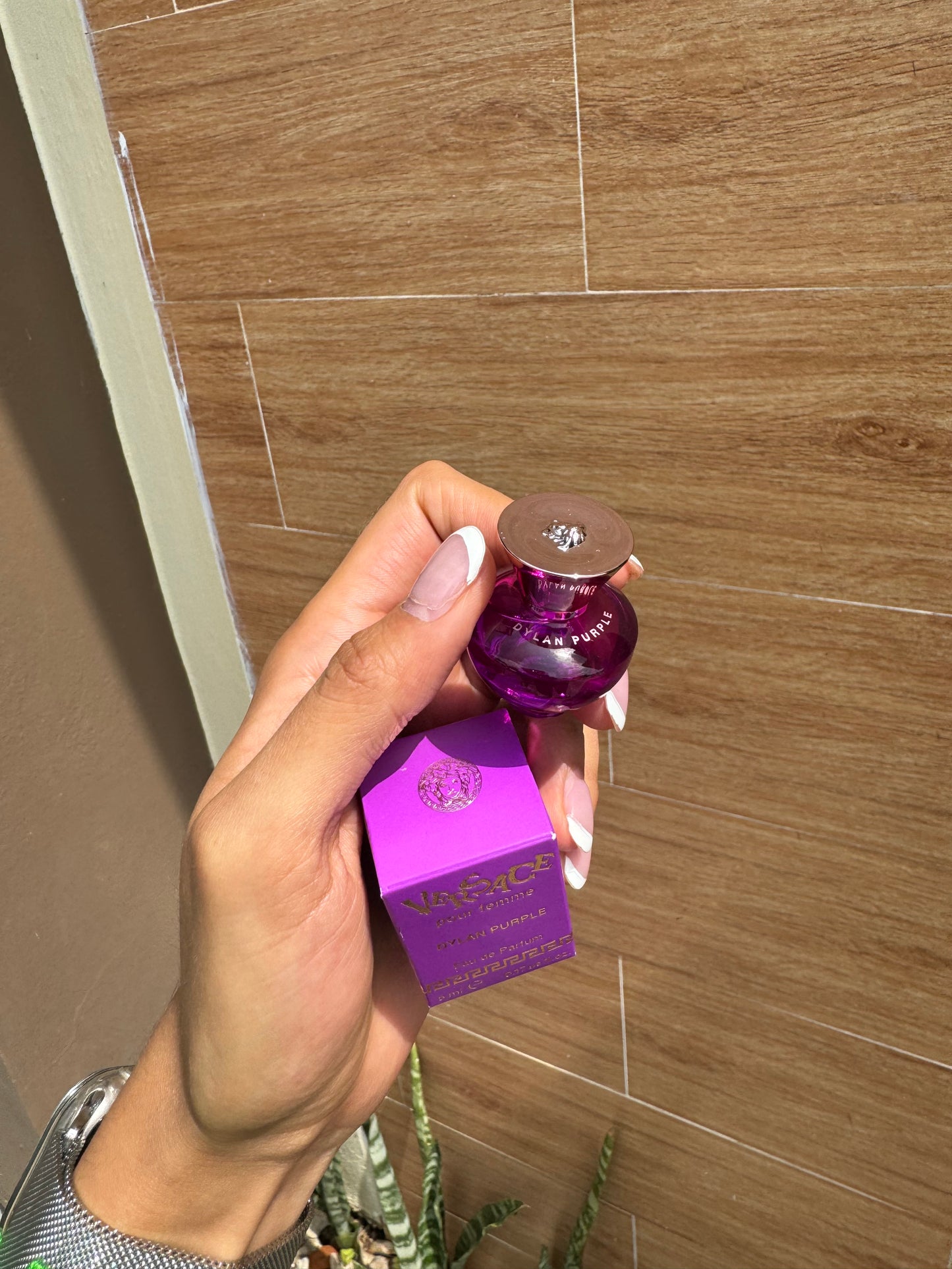 Mini EDP Dylan Purple VERSACE 5ml SIN CAJA
