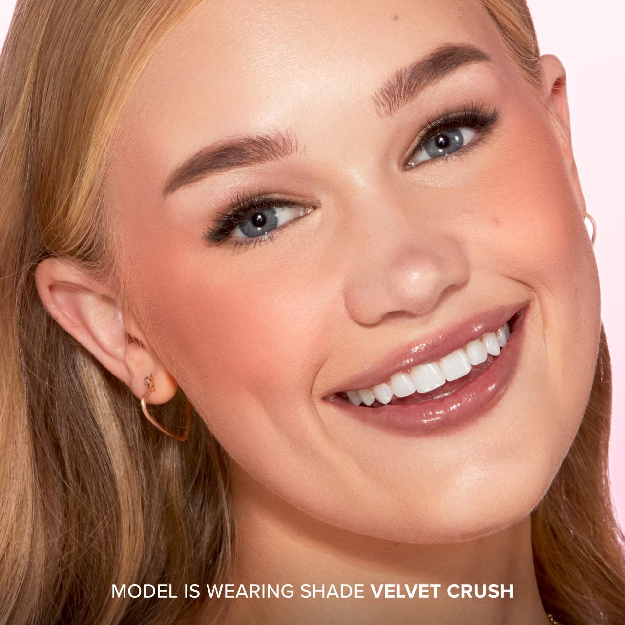 Too Faced-Cloud Crush Blurring Powder Blush