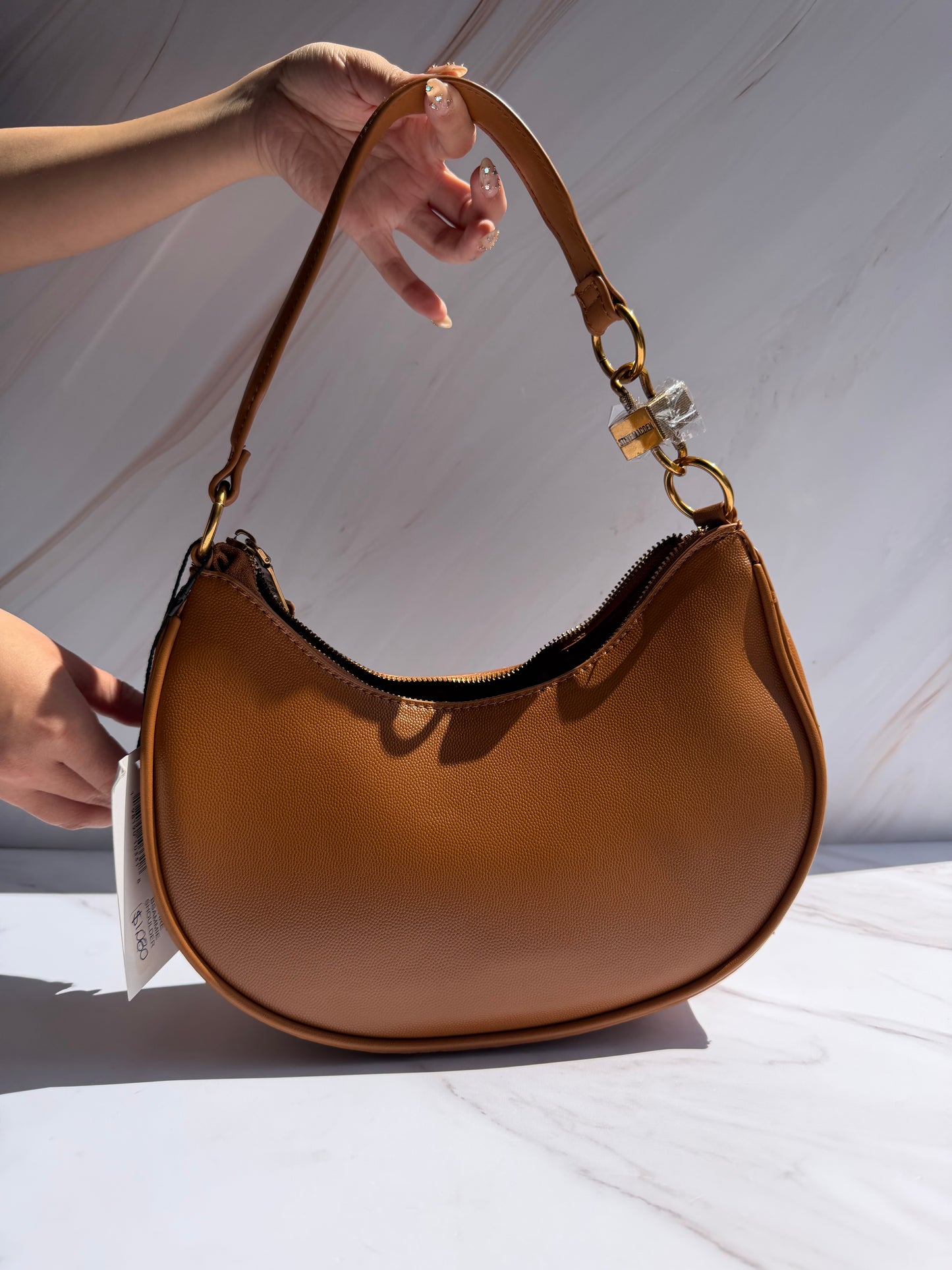 Shoulder Bag STEVE MADDEN-Color café chica