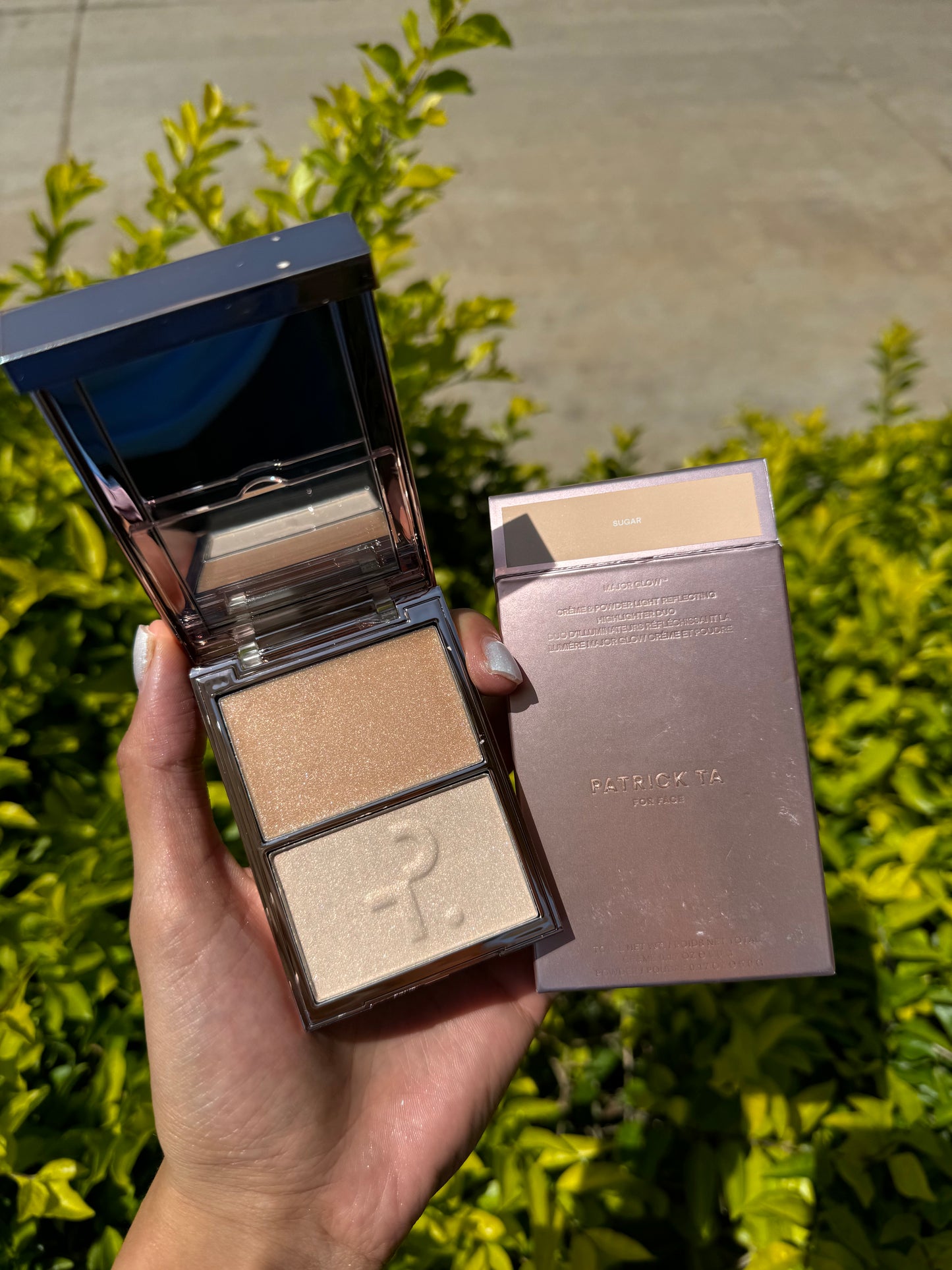 PATRICK TA Major Glow Crème & Powder Light Reflecting Translucent Highlighter Duo SUGAR