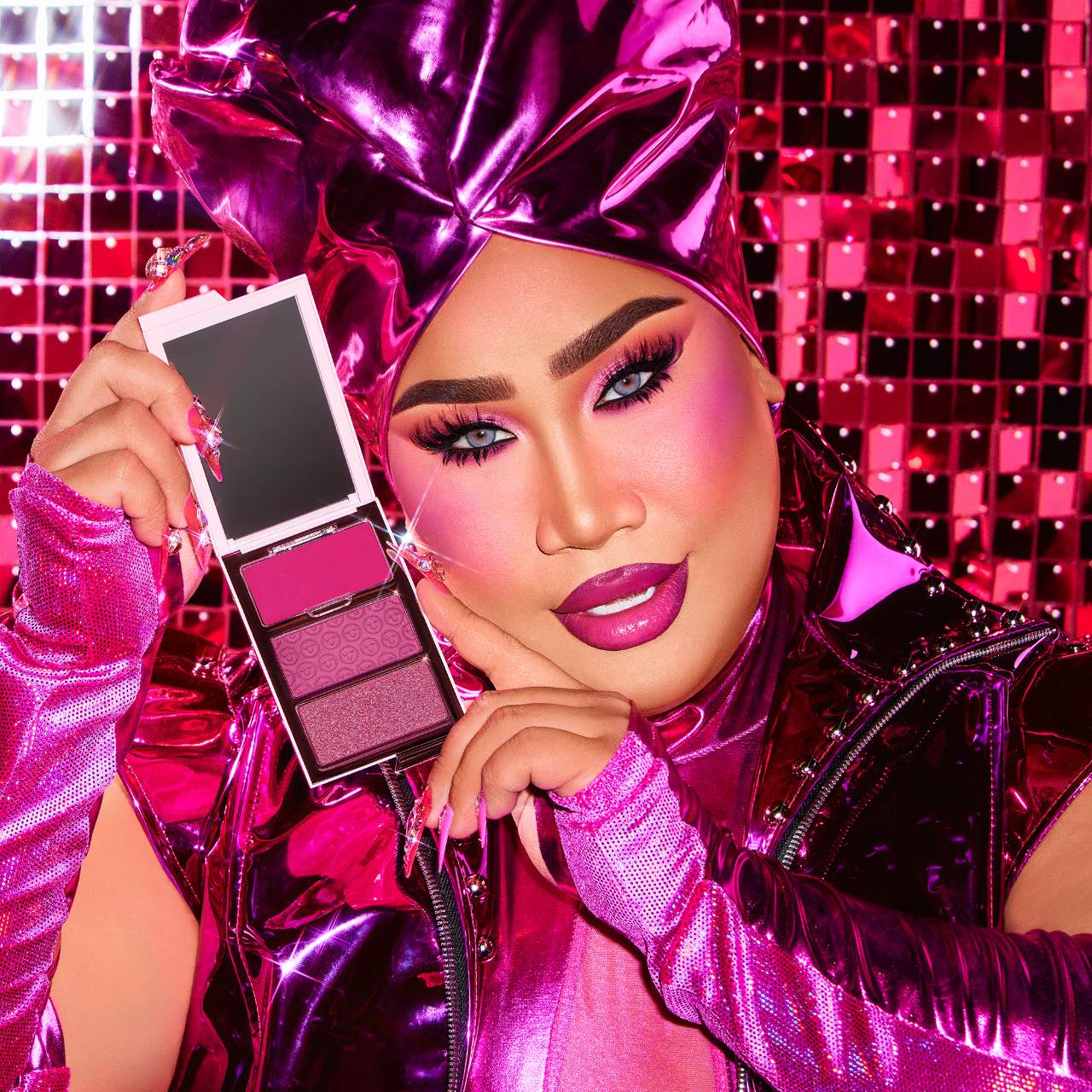 ONE/SIZE by Patrick Starrr Cheek Clapper 3D Blush Trio Palette- ATTENTION SEEKER
