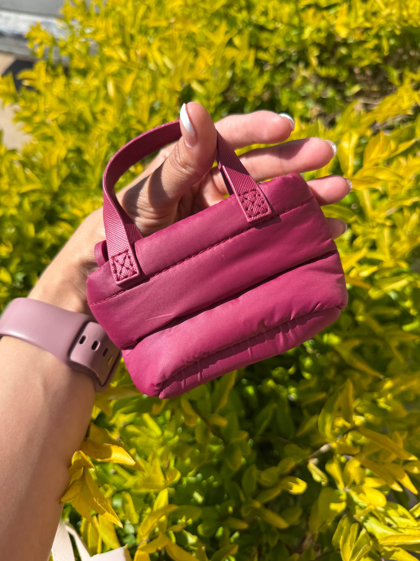 Mini Puffy Bag Rare Beauty MERLOT