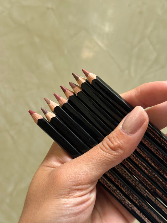 Anastasia Beverly Hills Velvety-Matte Precision Shaping Lip Liner