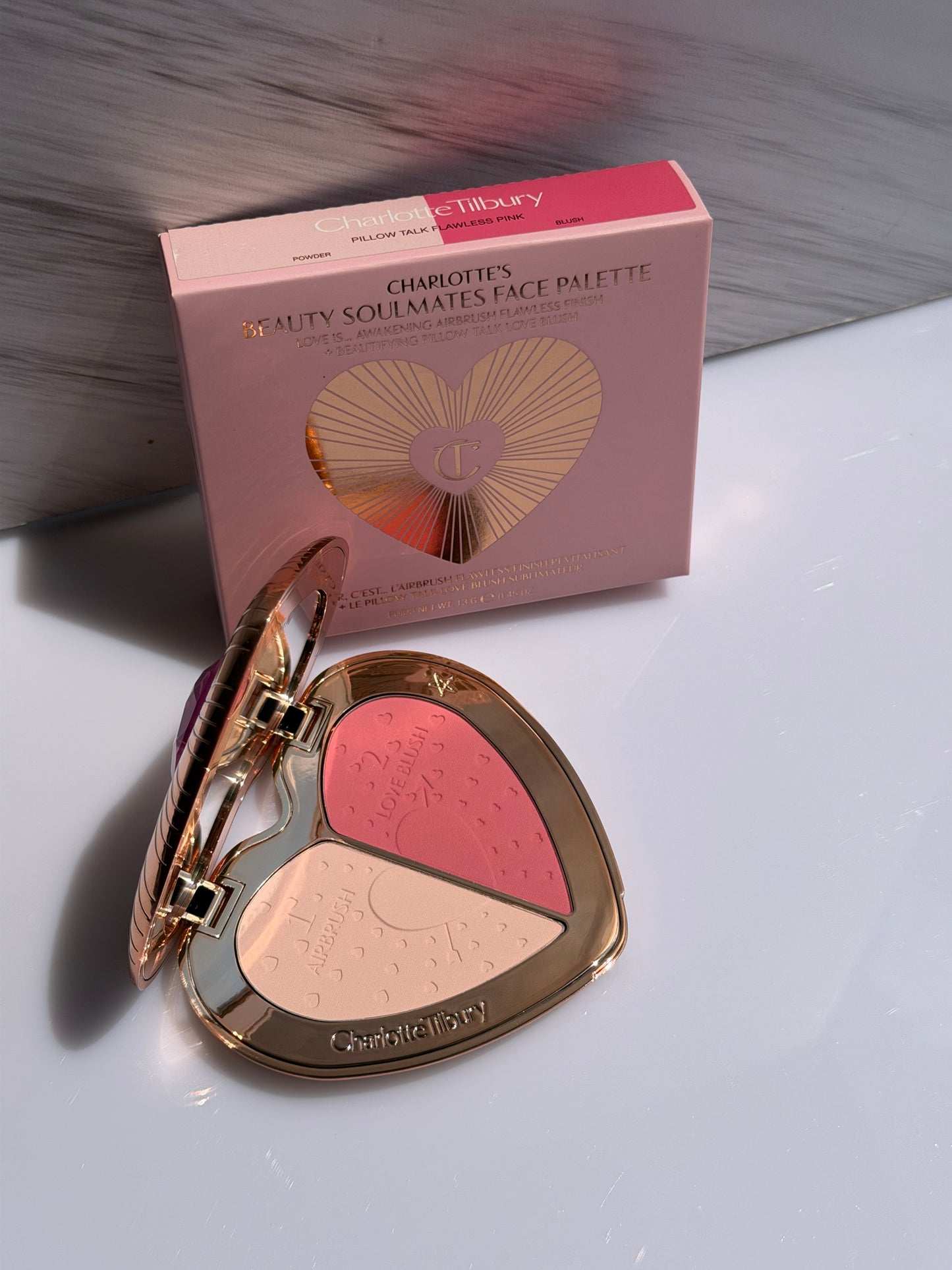 Charlotte Tilbury- Pillow Talk Beauty Soulmates Airbrush Flawless Finish Brightening and Blush Powder Palette